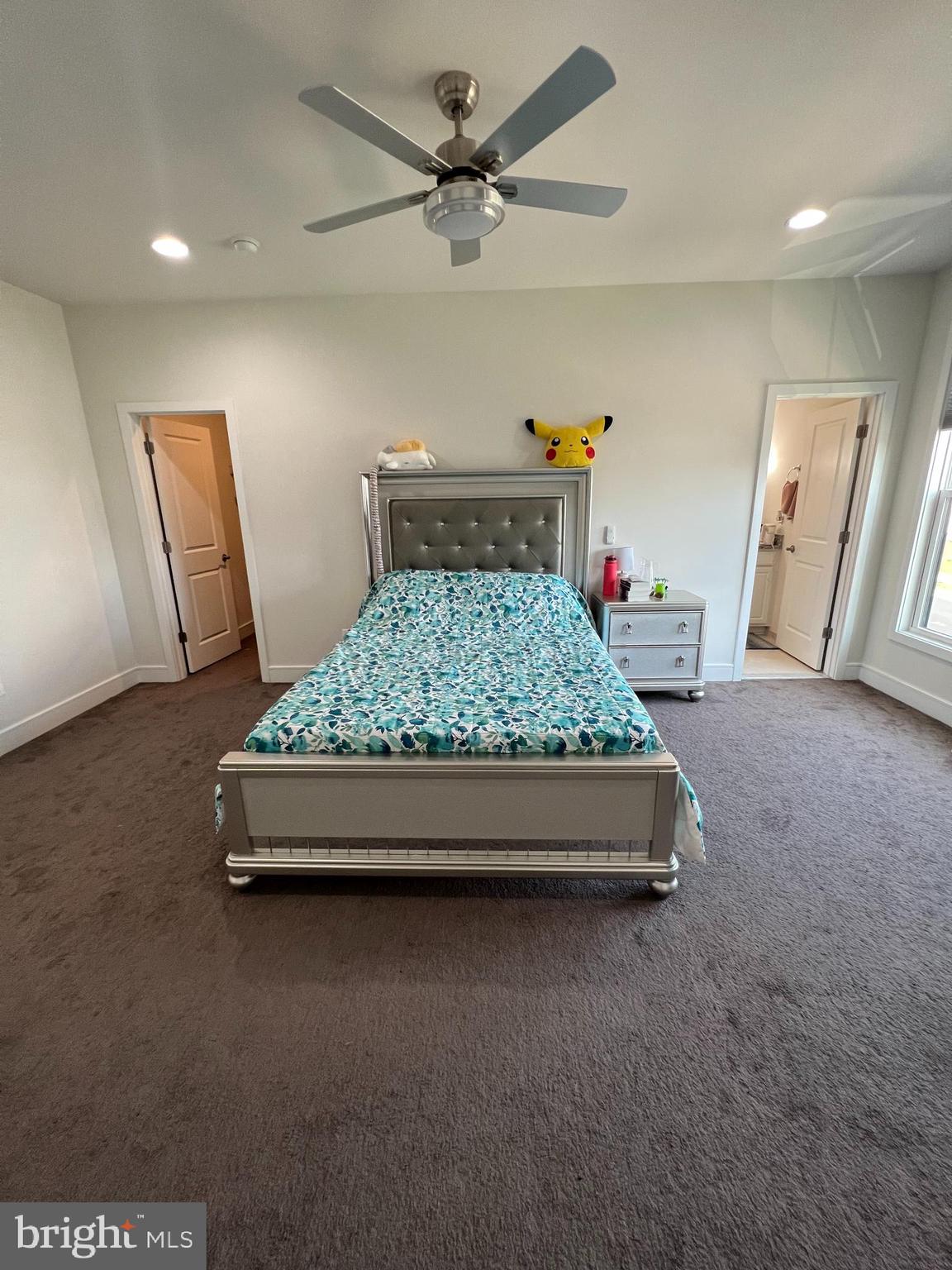 SOUTH RIDING - Residential Lease