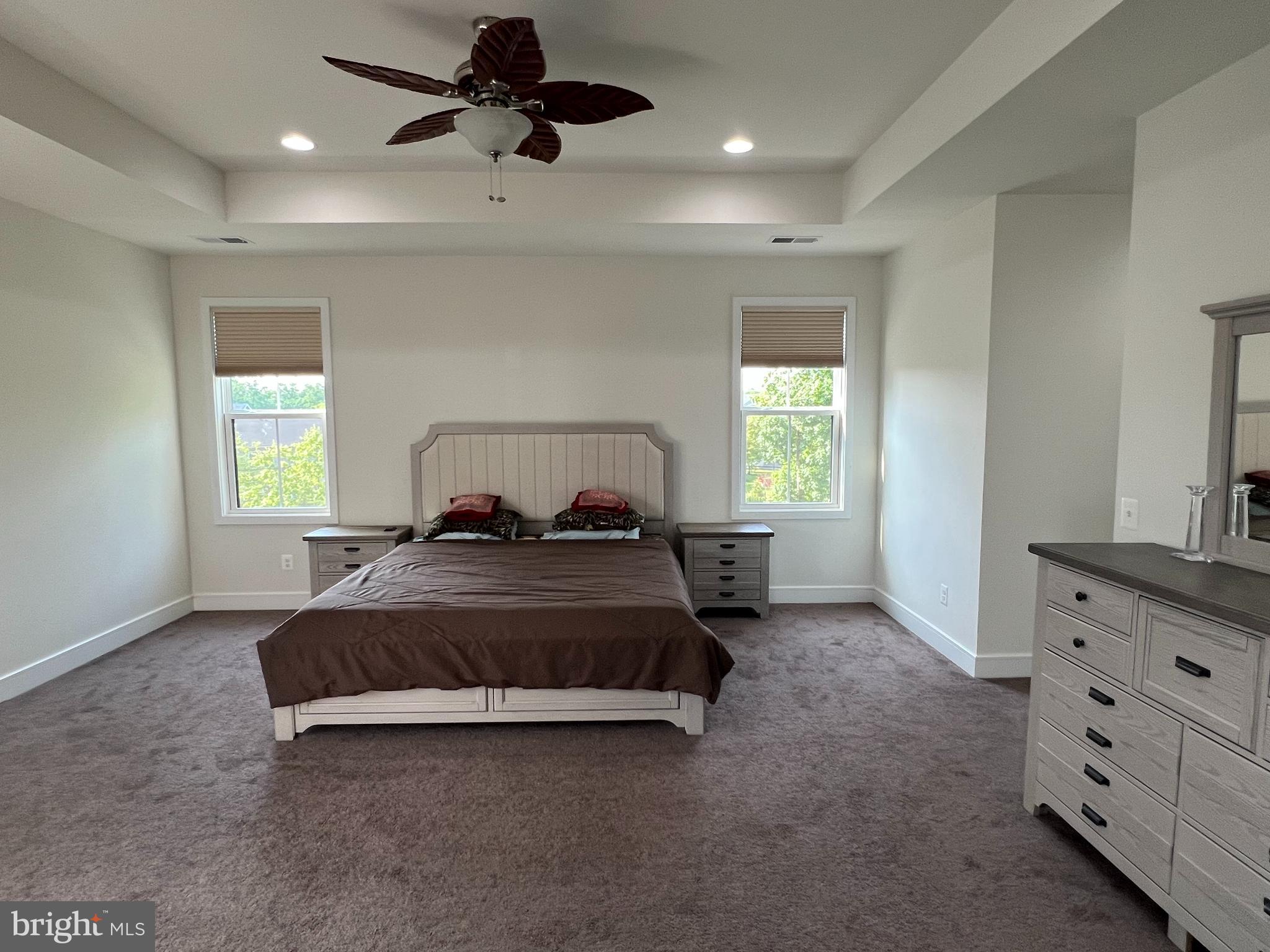 SOUTH RIDING - Residential Lease