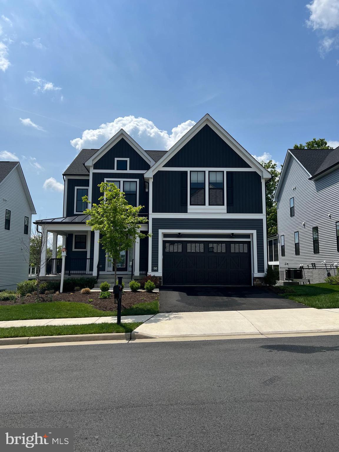 SOUTH RIDING - Residential Lease