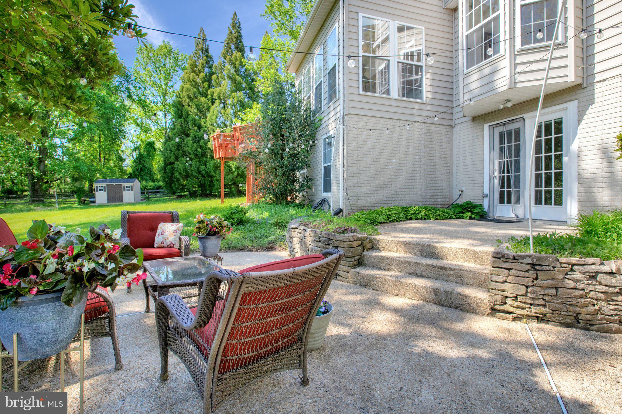 JONATHANS DELIGHT - Residential