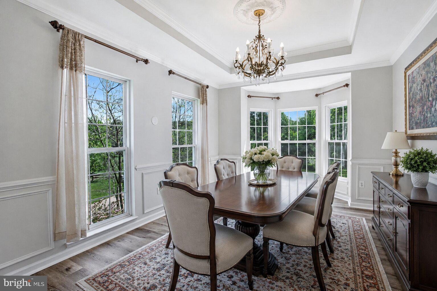 JONATHANS DELIGHT - Residential