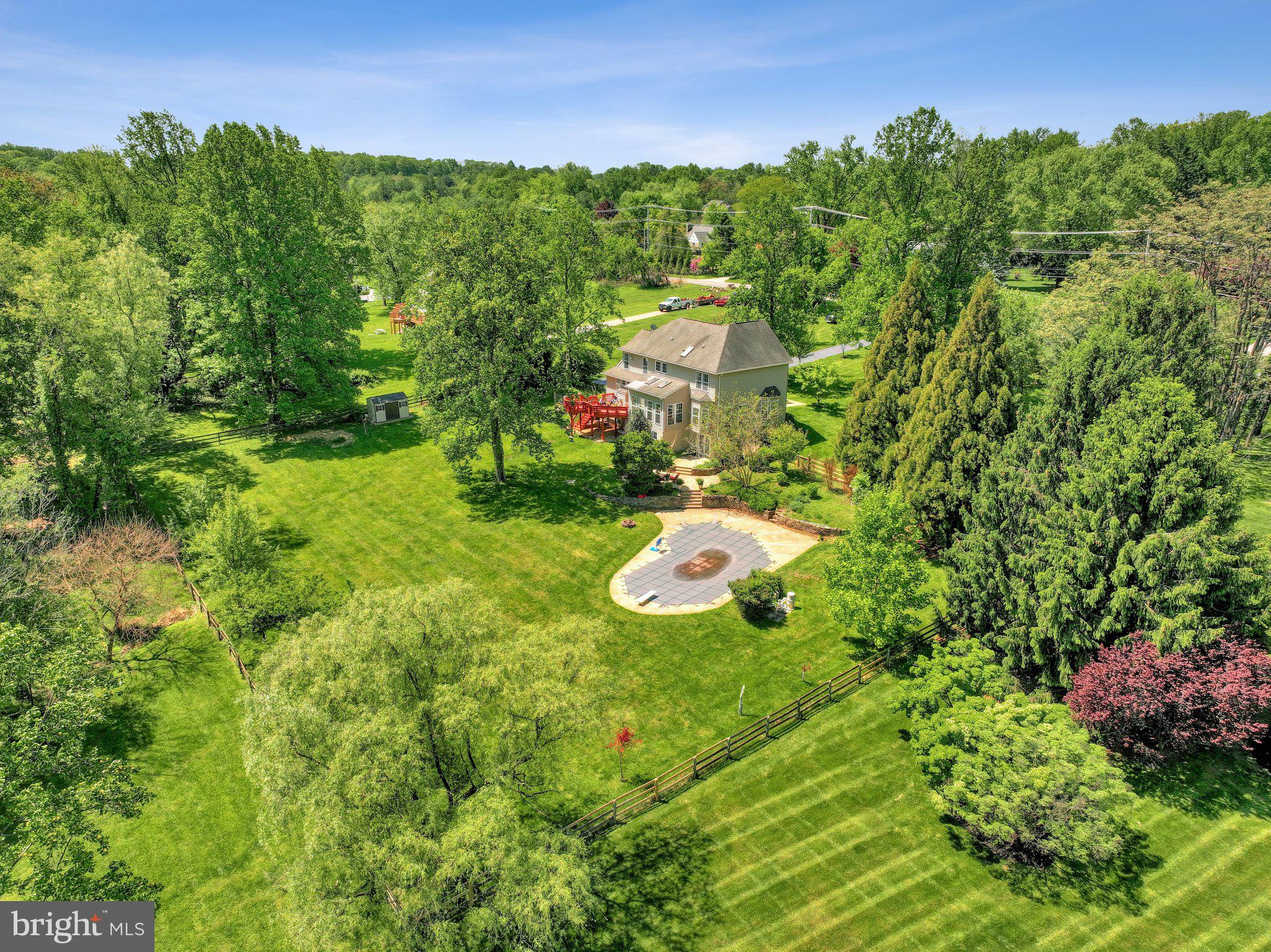 JONATHANS DELIGHT - Residential