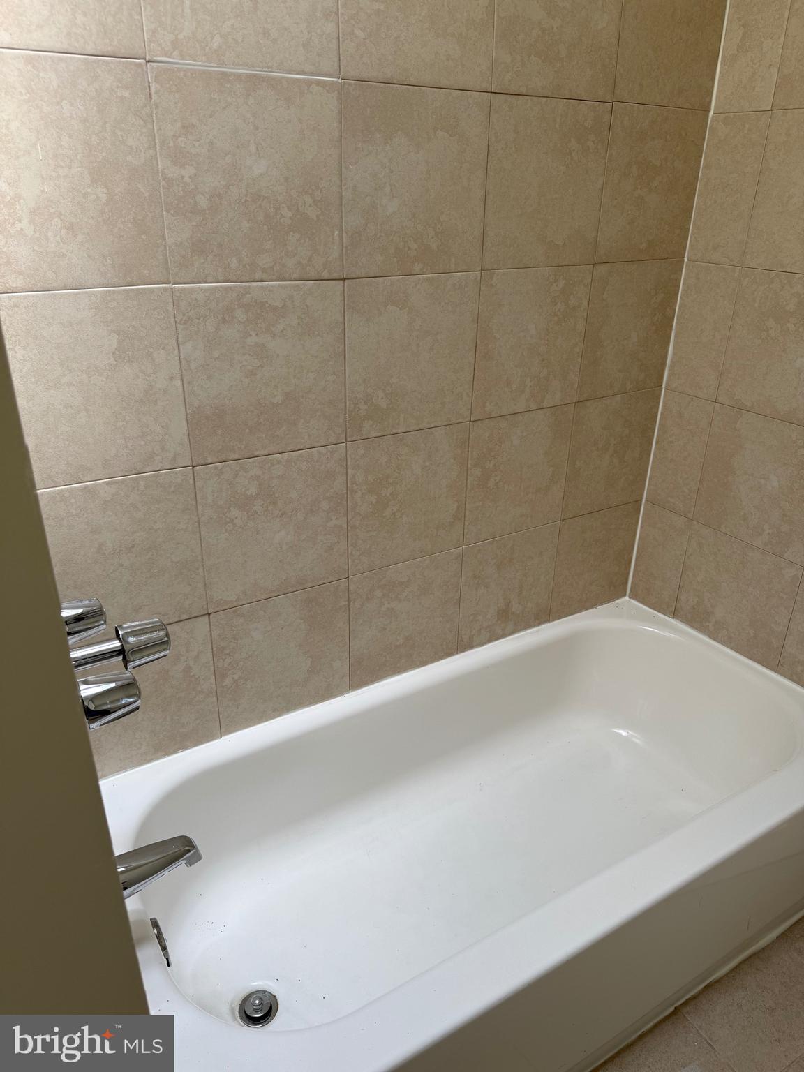 WINCHESTER - Residential