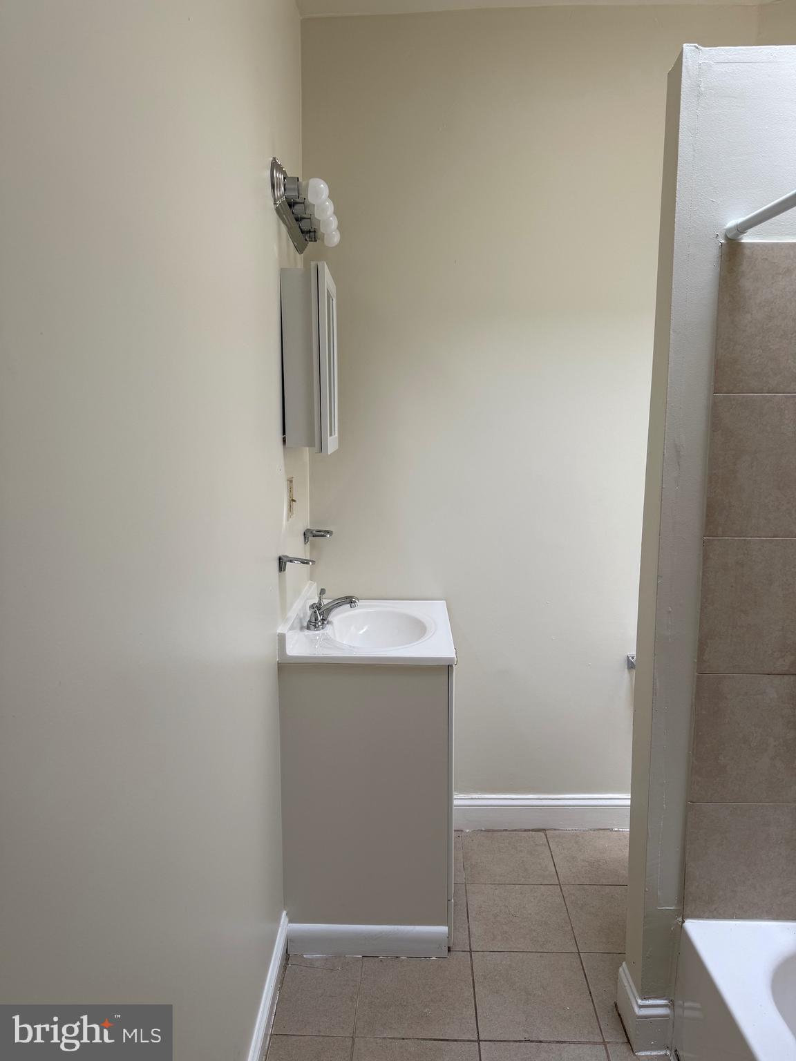 WINCHESTER - Residential