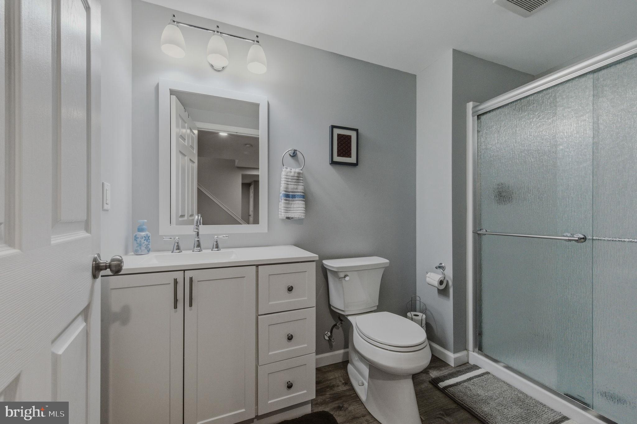 THE LEGENDS - Residential