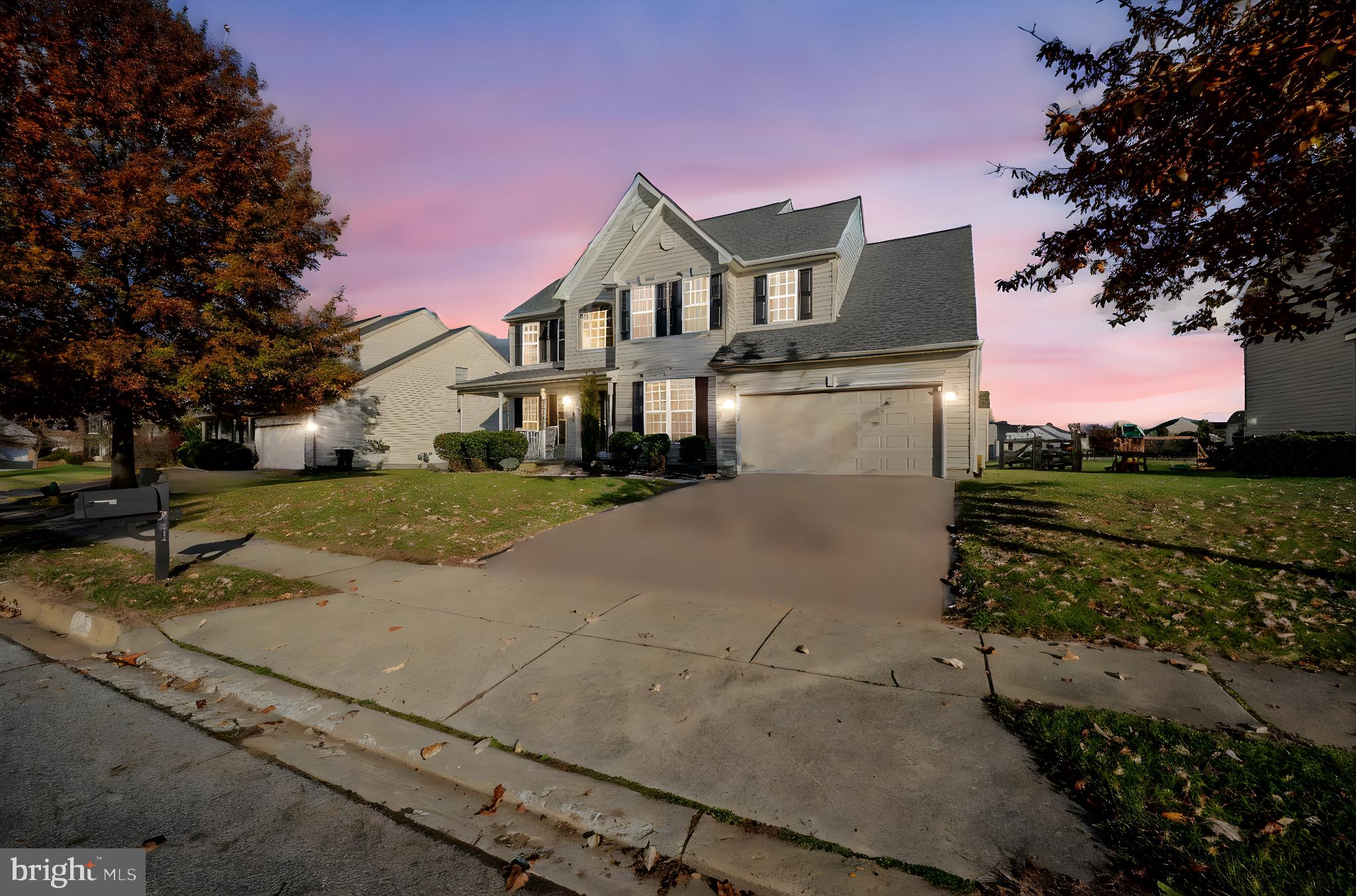 THE LEGENDS - Residential