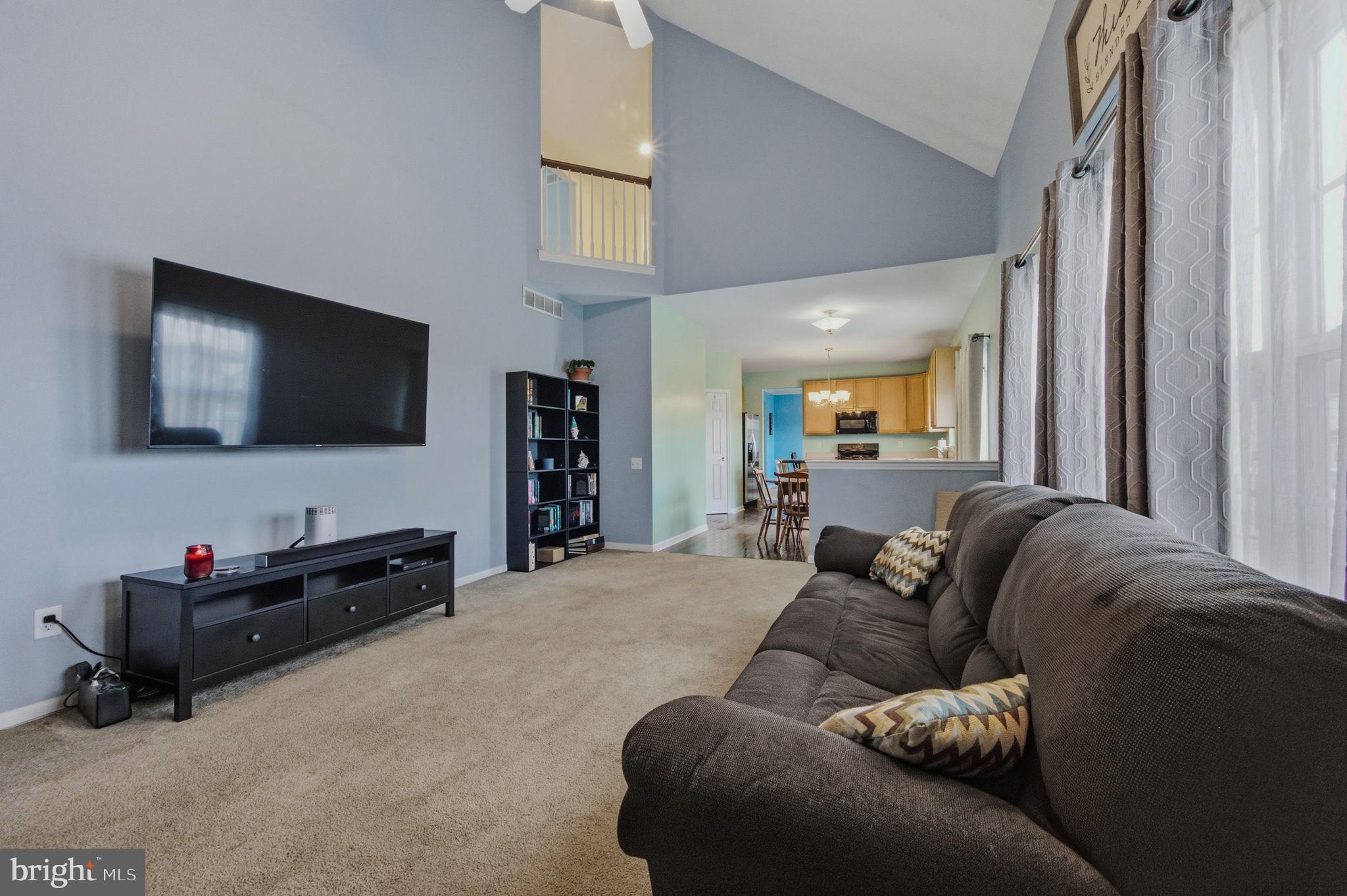 THE LEGENDS - Residential