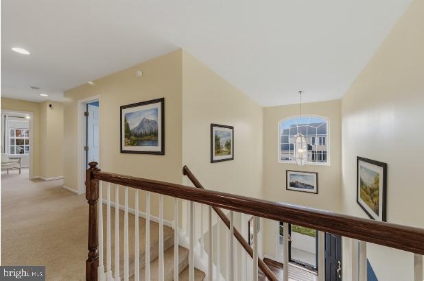 THE LEGENDS - Residential