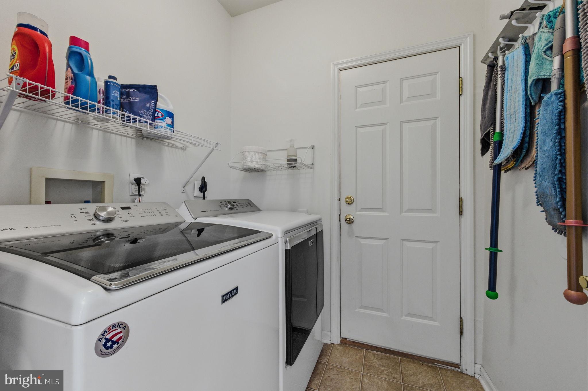 THE LEGENDS - Residential