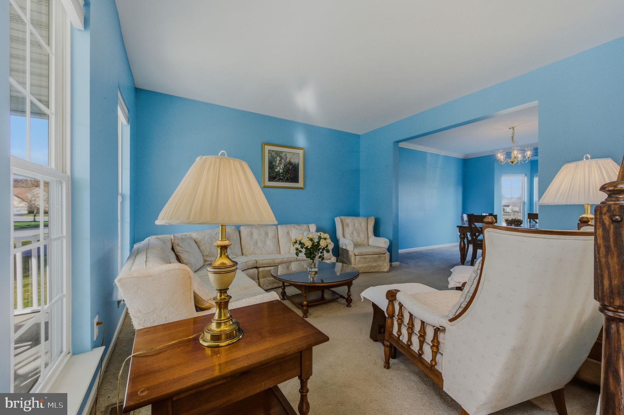 THE LEGENDS - Residential