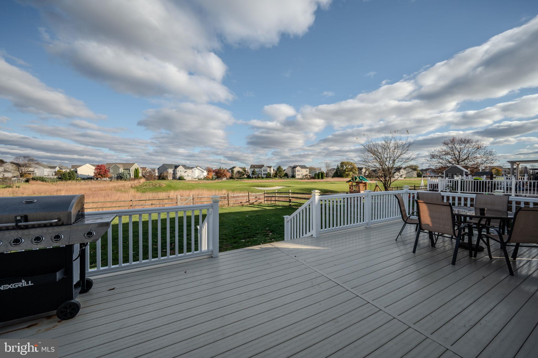 THE LEGENDS - Residential