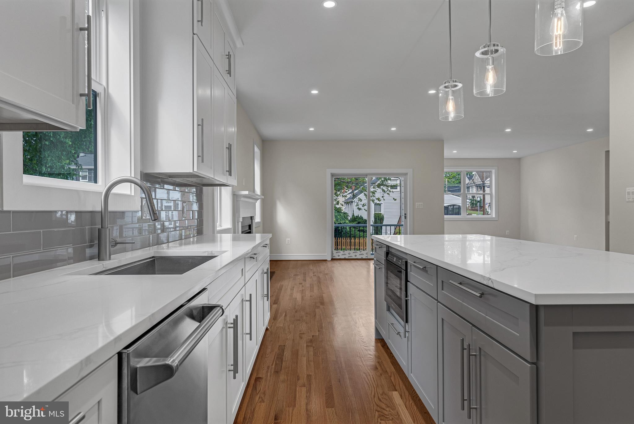 DOUGLAS PARK - Residential