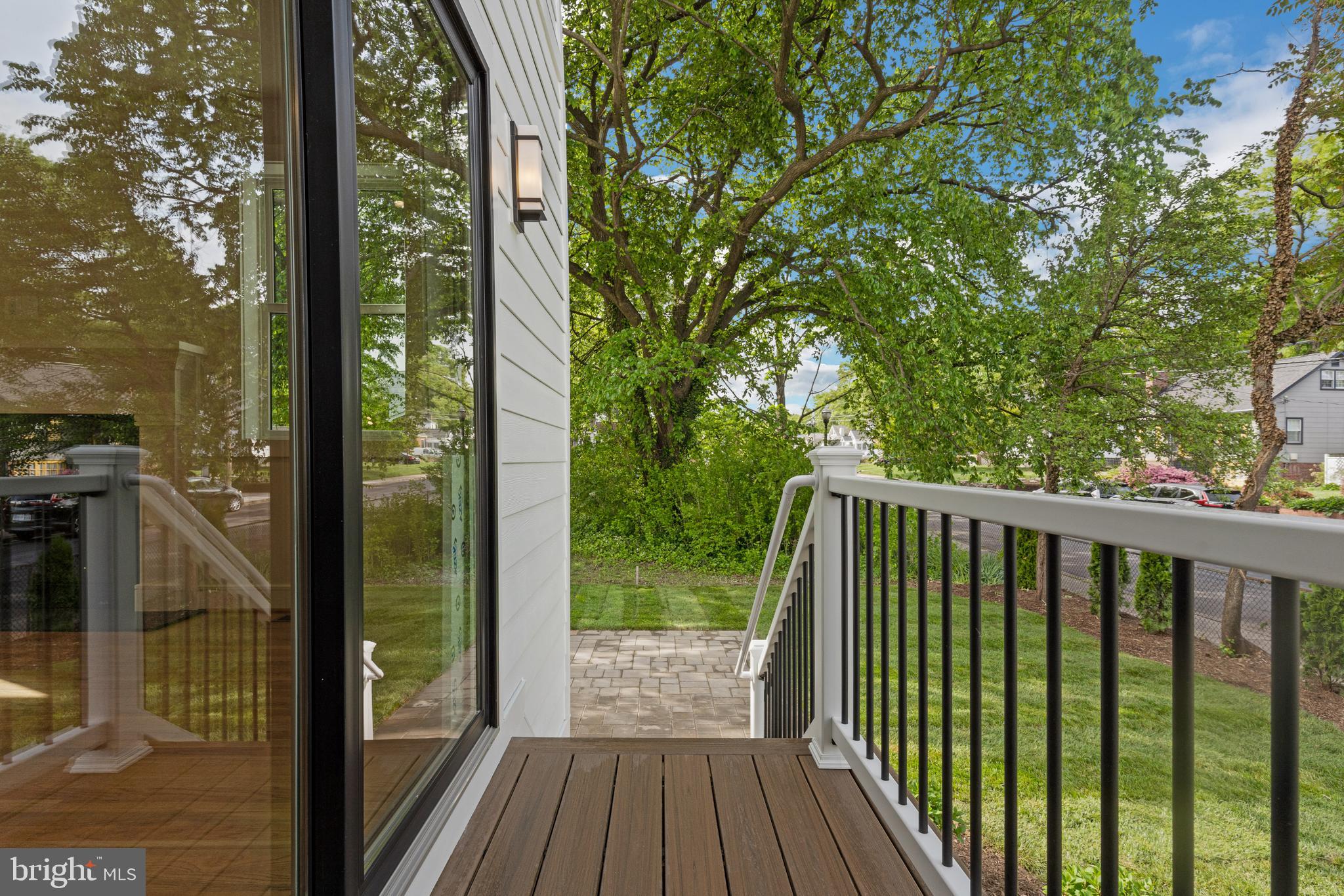 DOUGLAS PARK - Residential