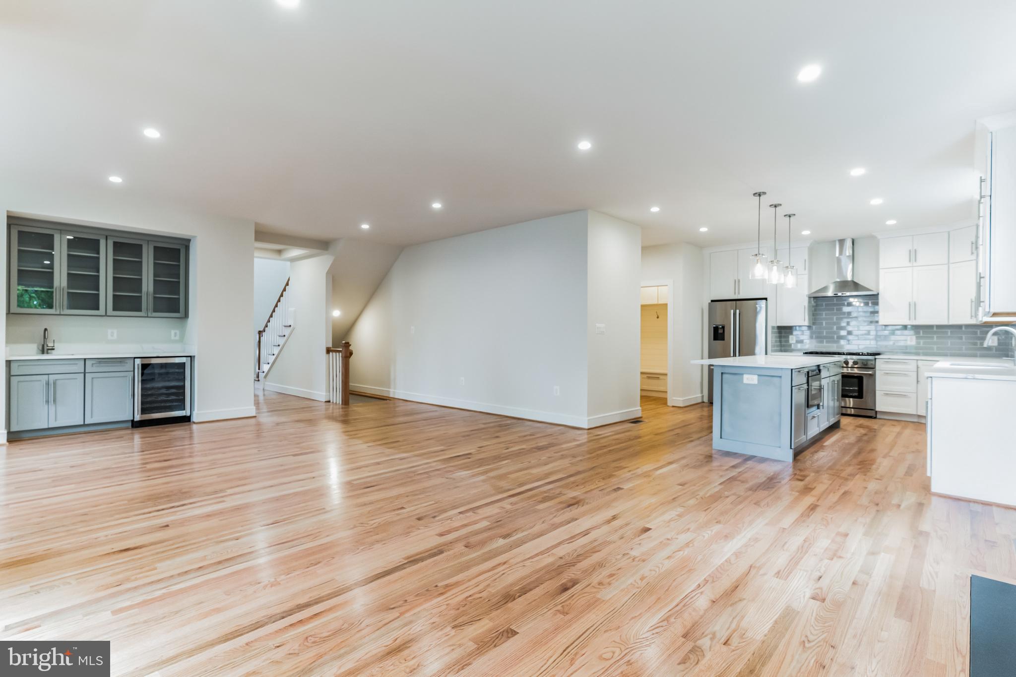 DOUGLAS PARK - Residential