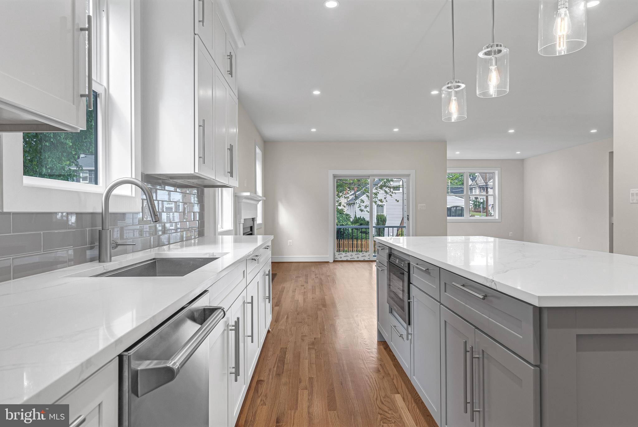 DOUGLAS PARK - Residential