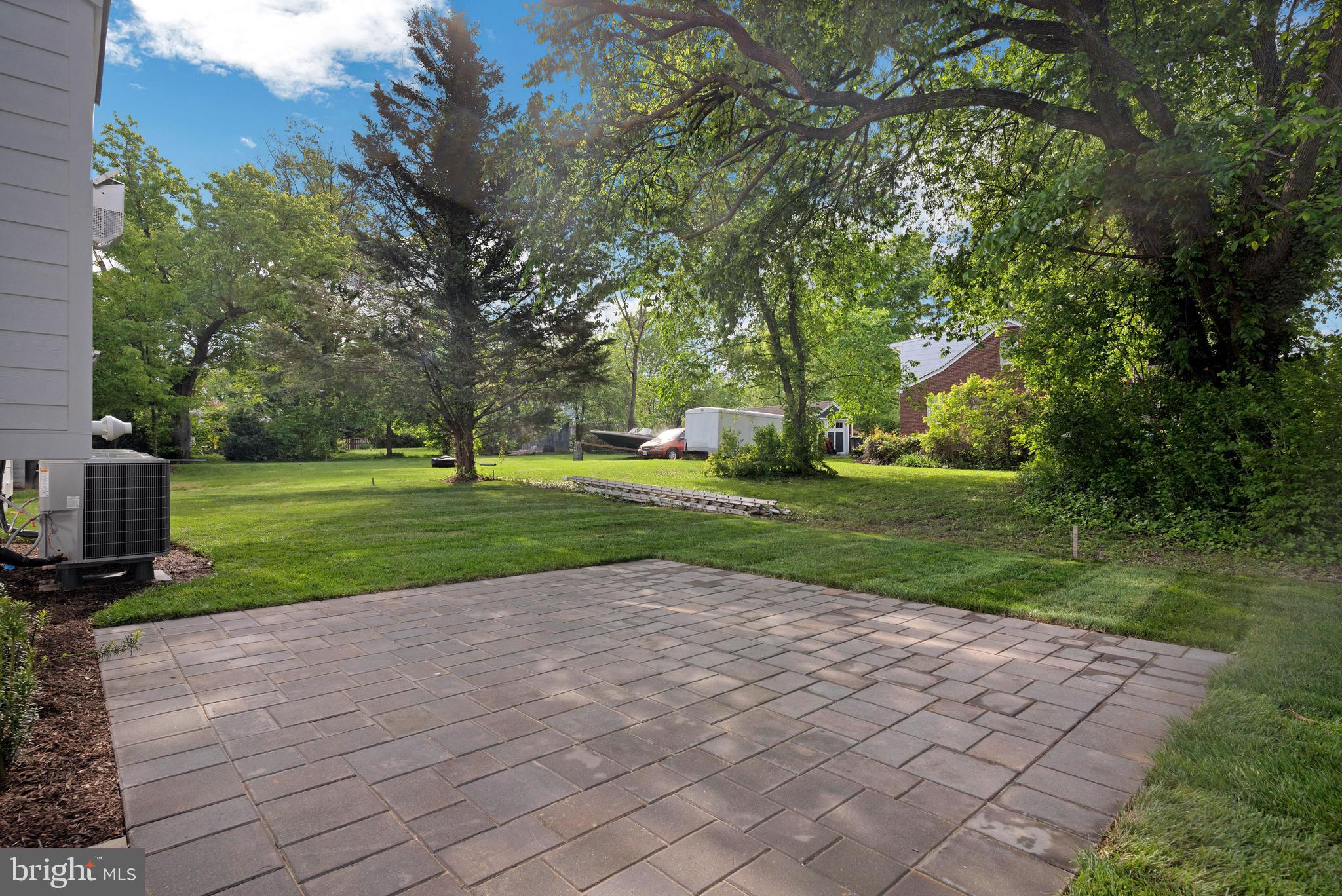 DOUGLAS PARK - Residential