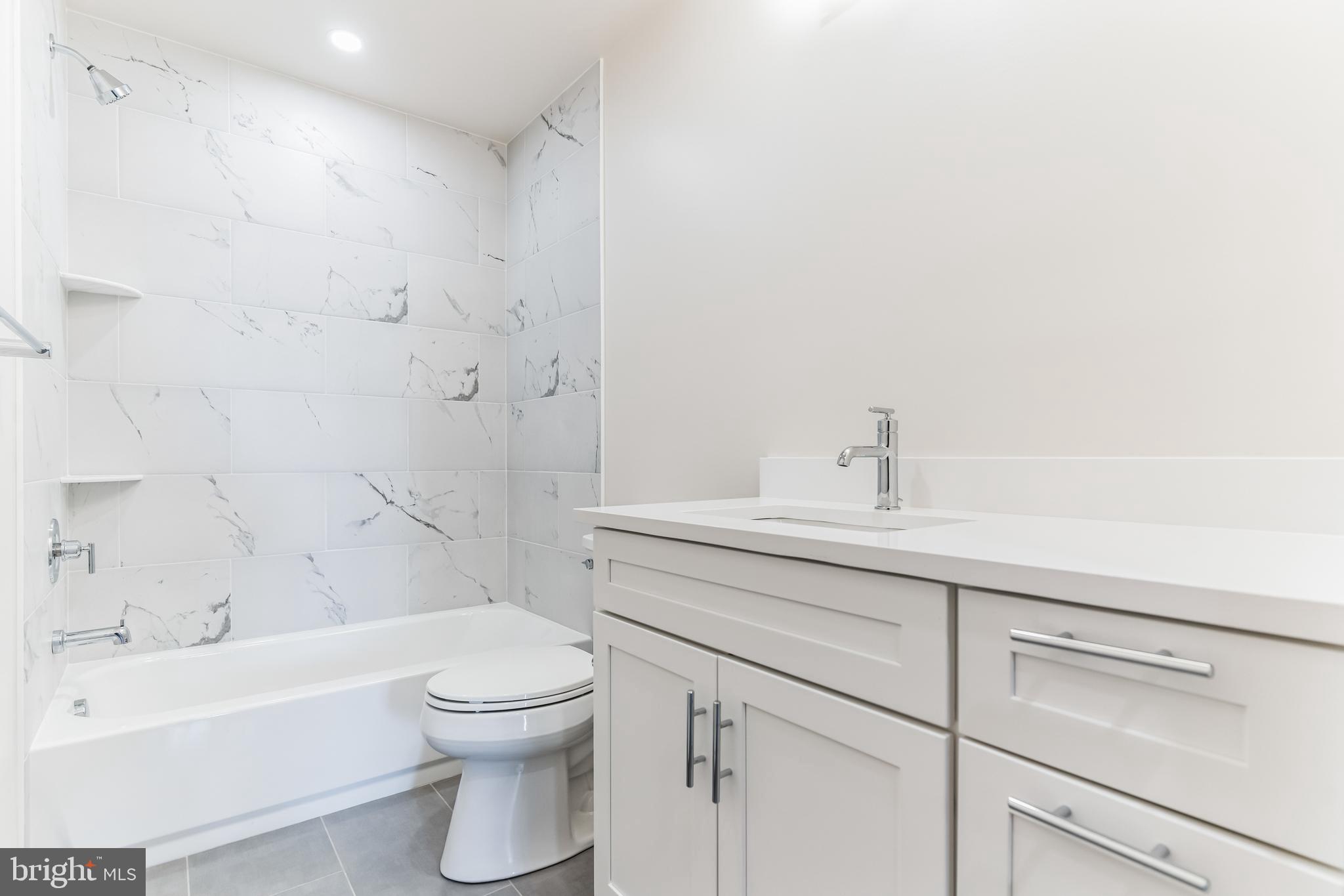 DOUGLAS PARK - Residential