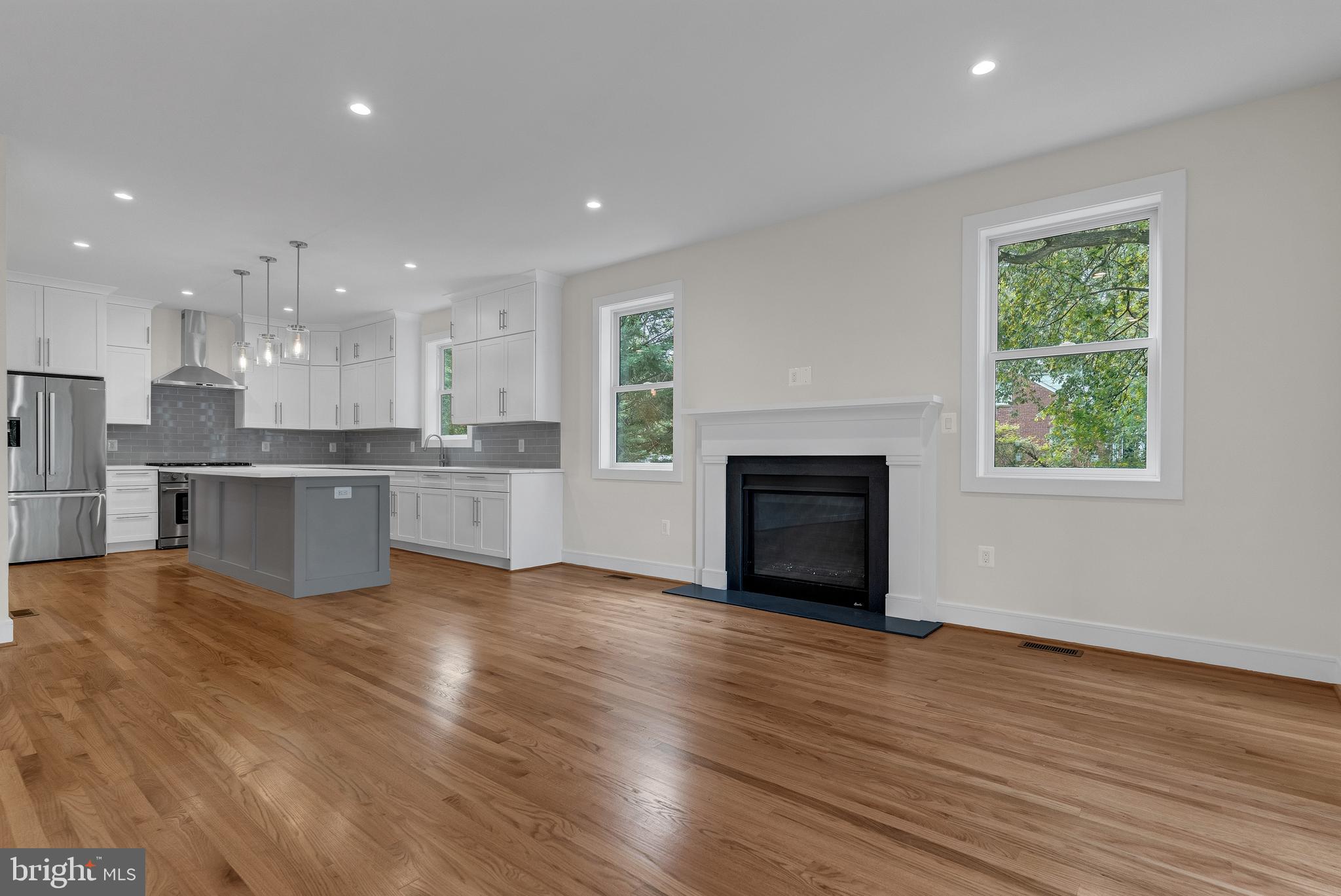 DOUGLAS PARK - Residential