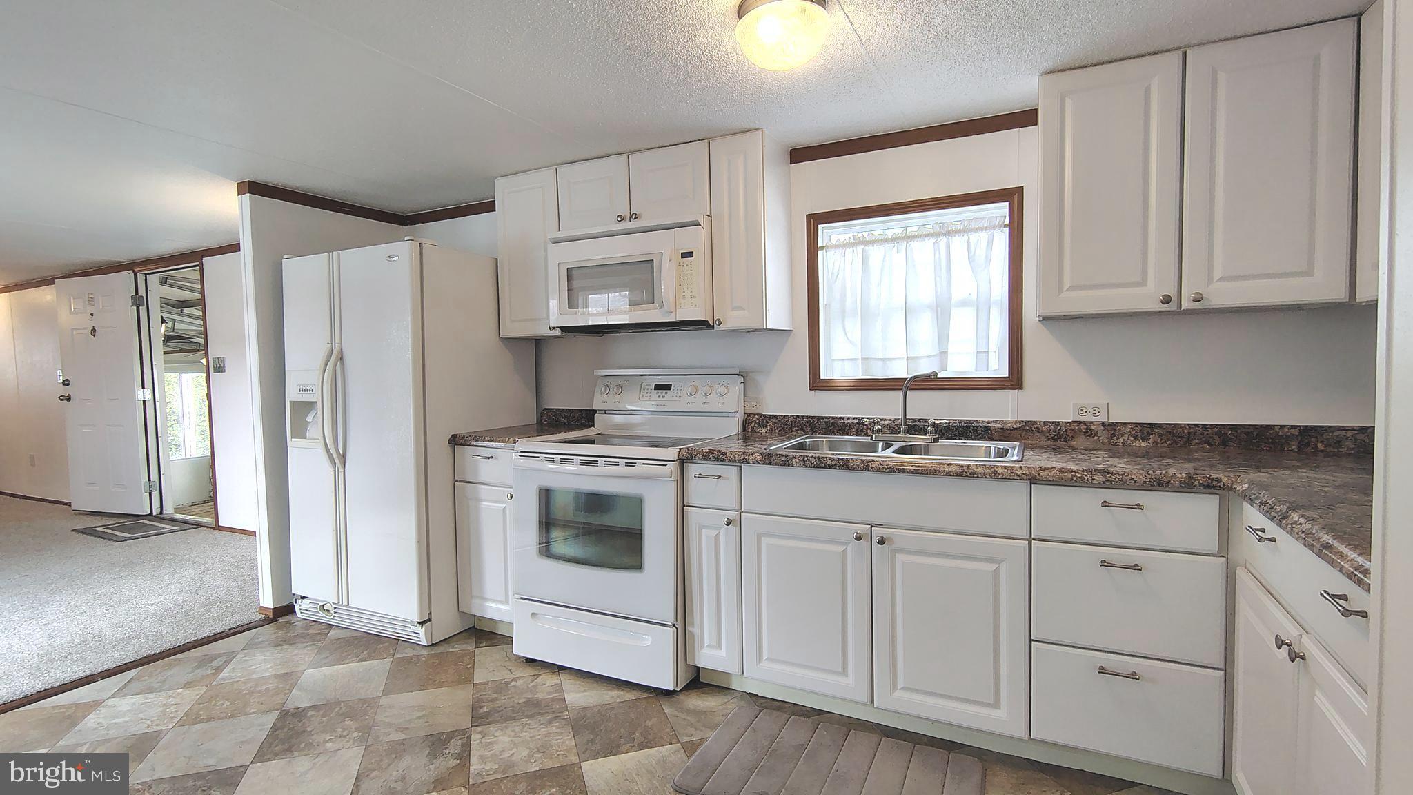 WILLIAMS ESTATES - Residential