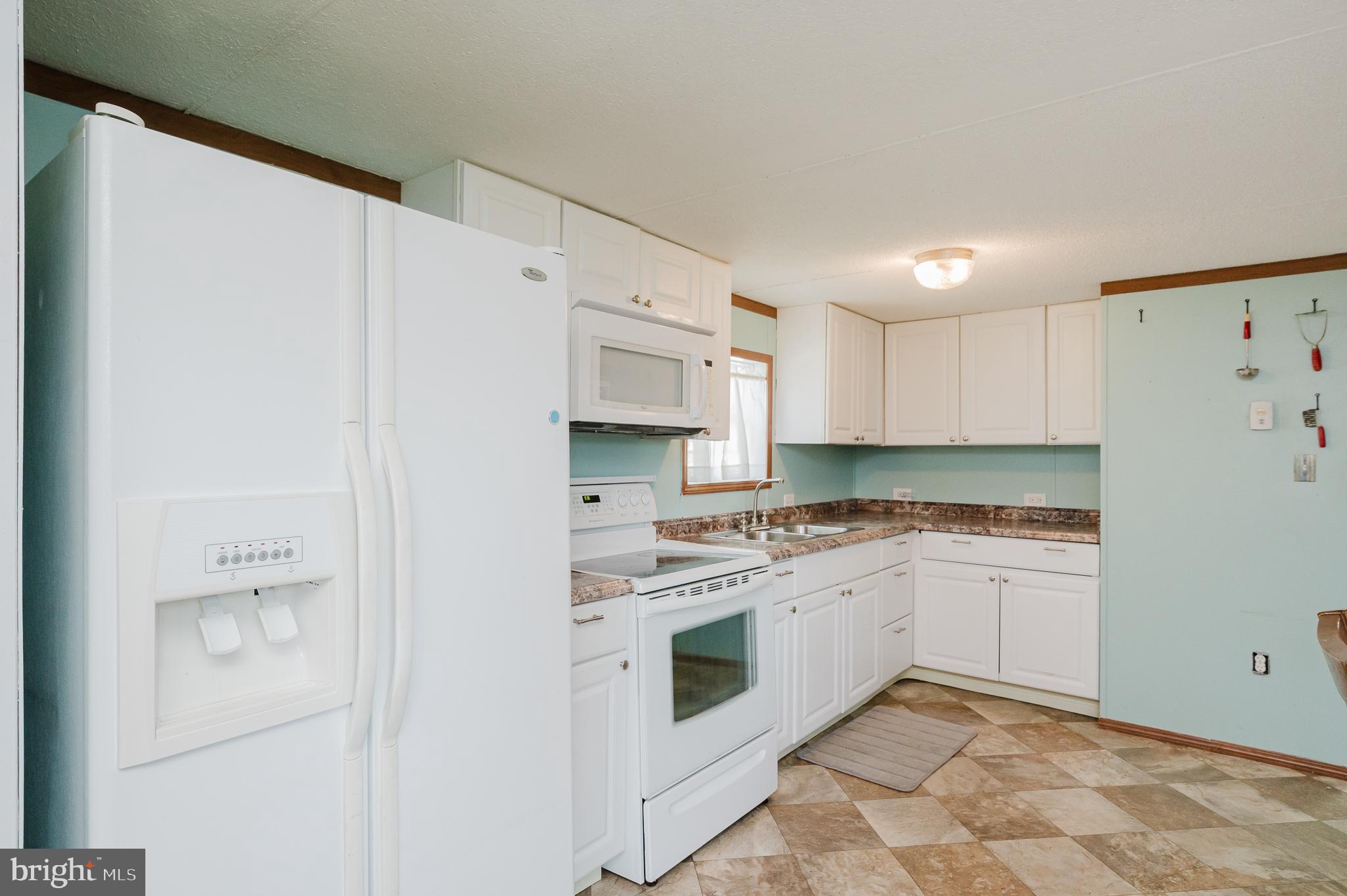 WILLIAMS ESTATES - Residential