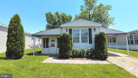 MLS: MDBC2136916