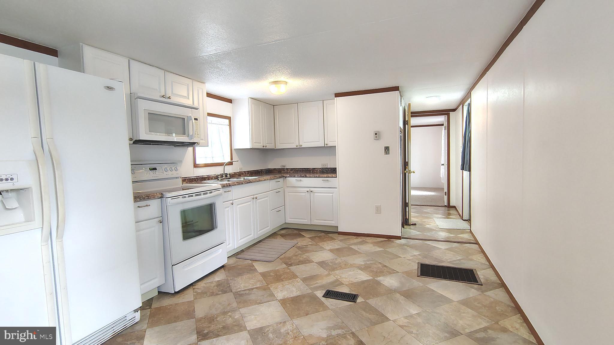 WILLIAMS ESTATES - Residential