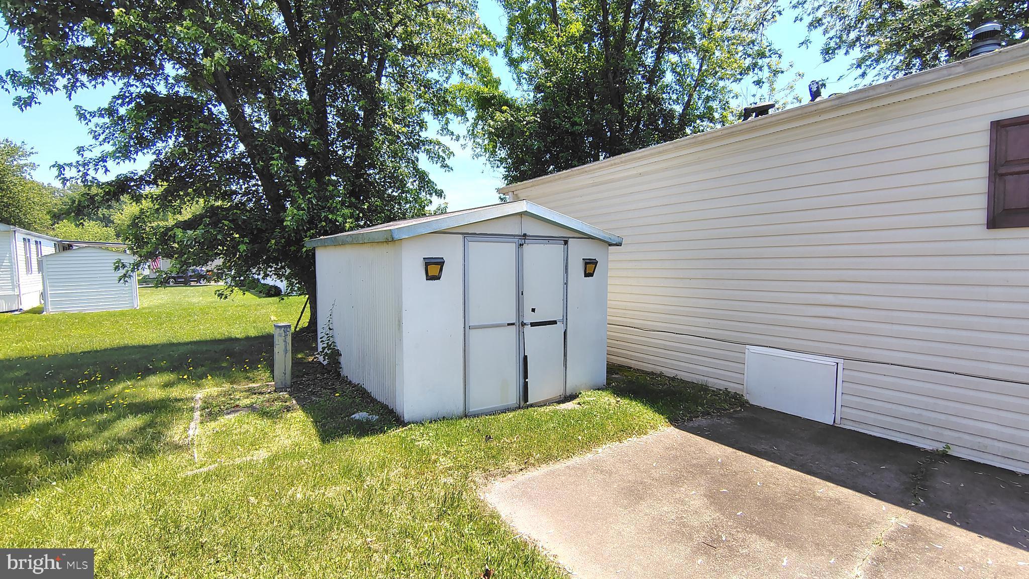 WILLIAMS ESTATES - Residential
