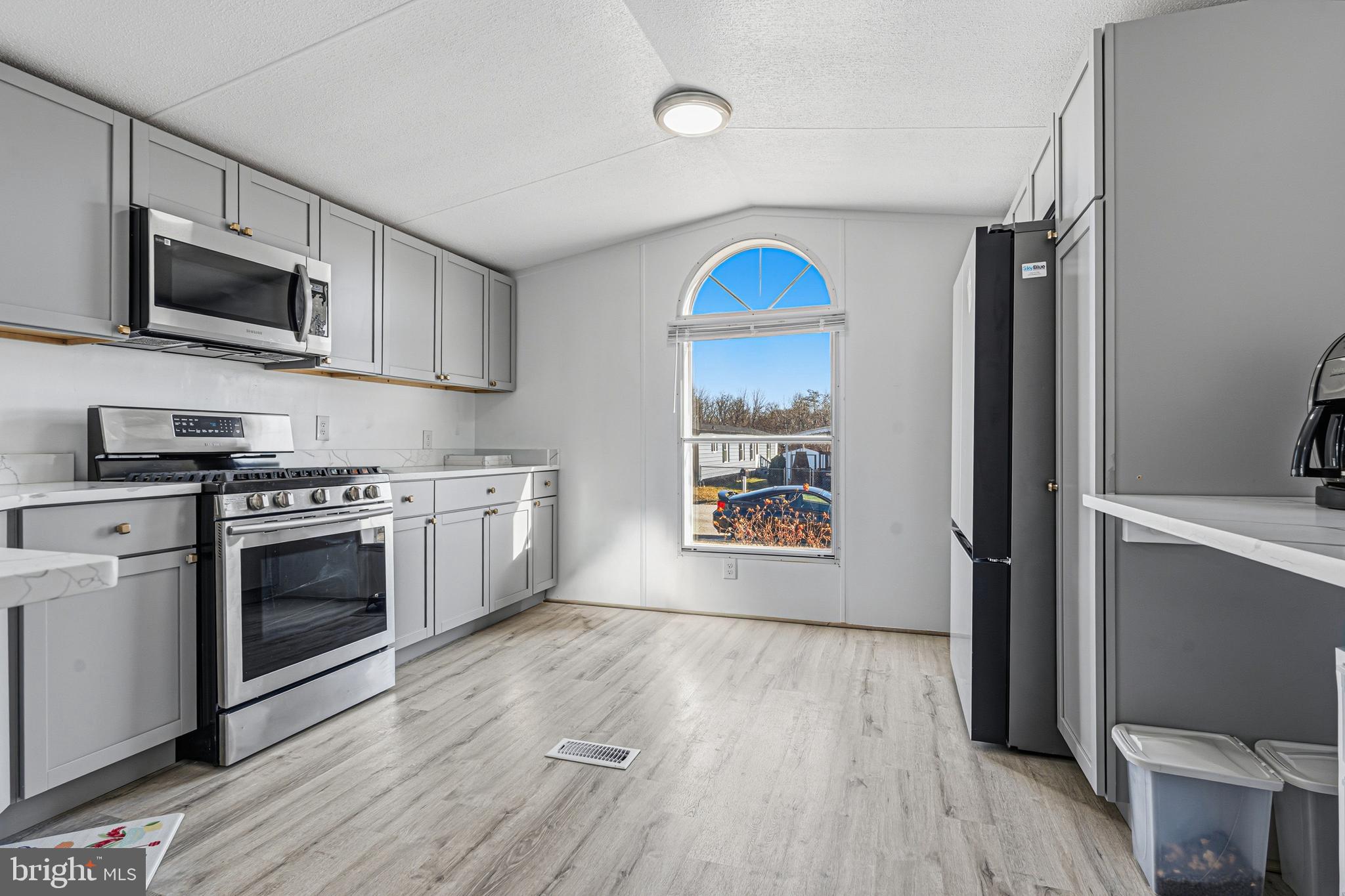 KEN LEE MOBILE HOME PARK - Residential