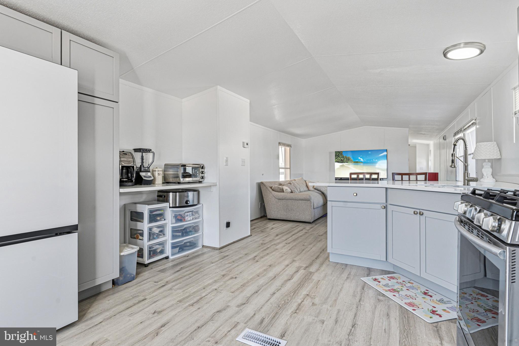 KEN LEE MOBILE HOME PARK - Residential