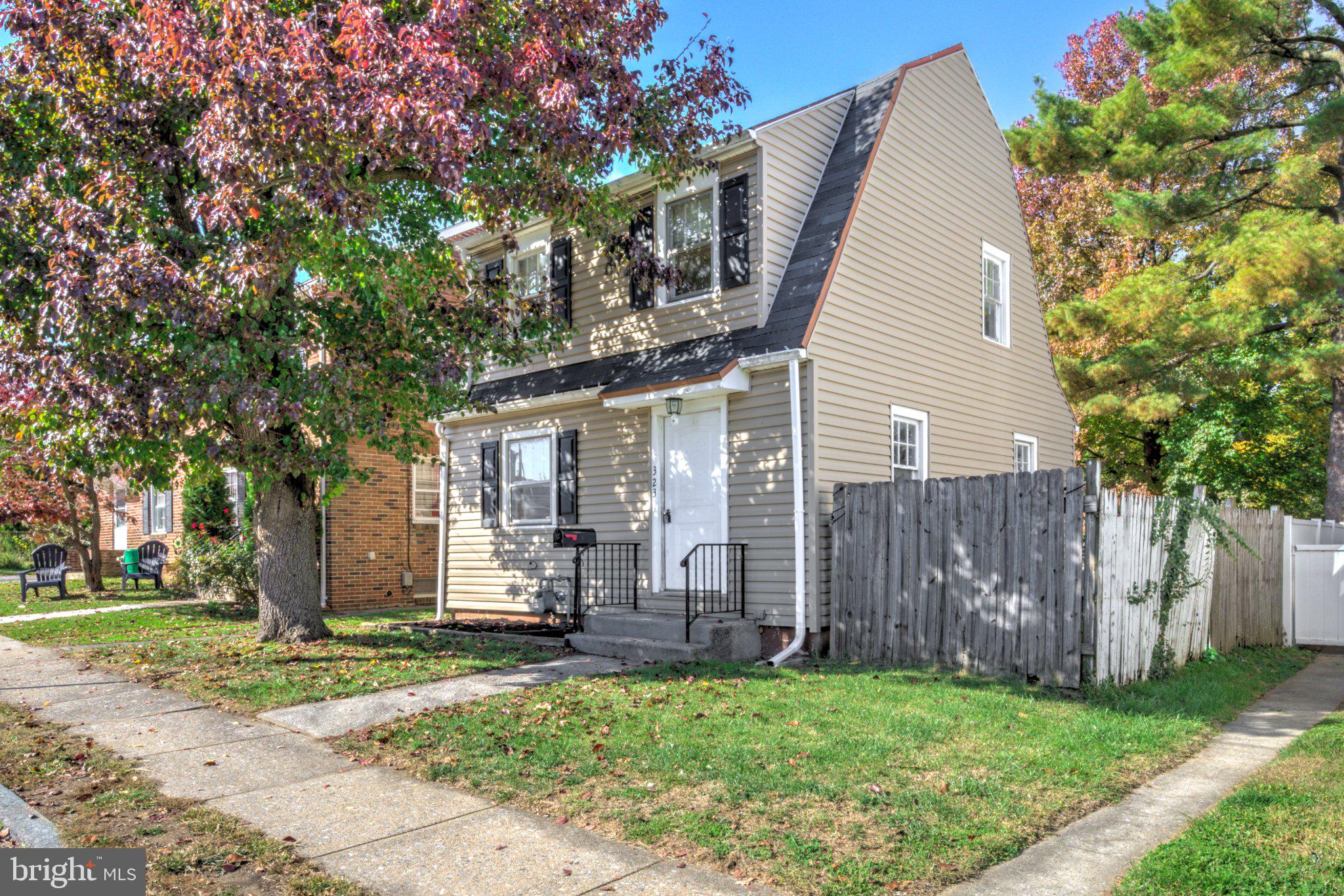 323 E MAPLE STREET