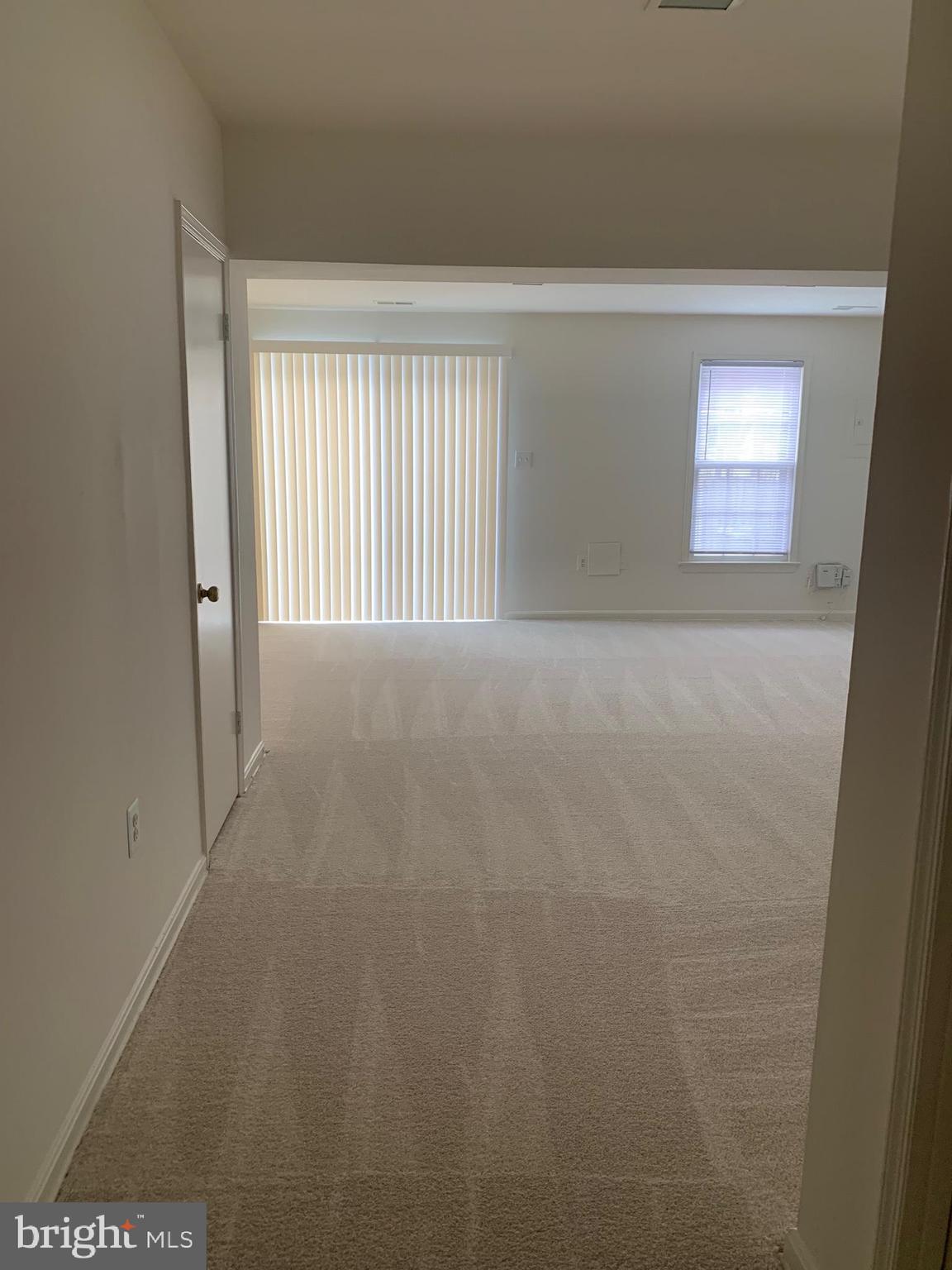 COLONY PARK - Residential Lease