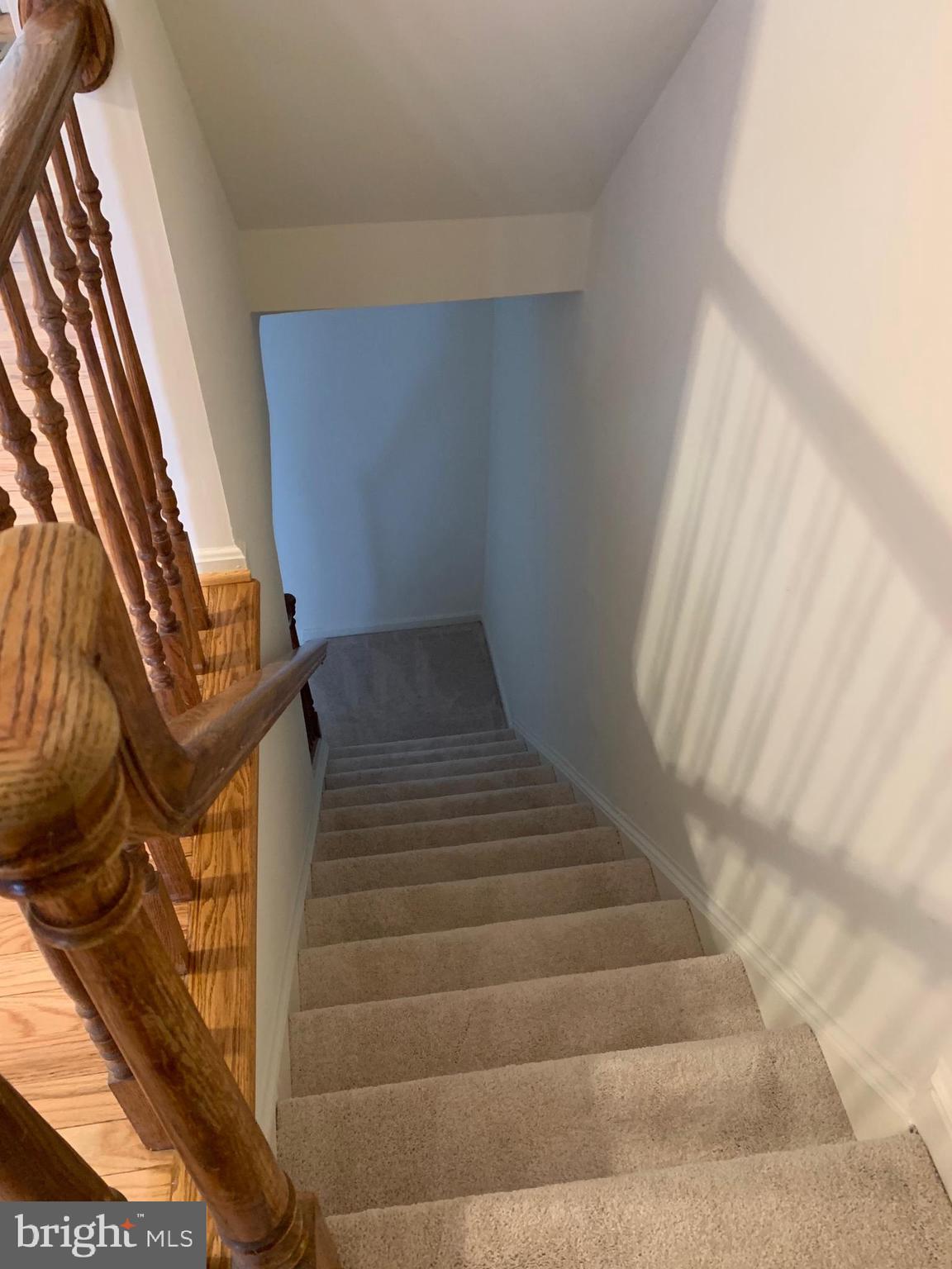 COLONY PARK - Residential Lease