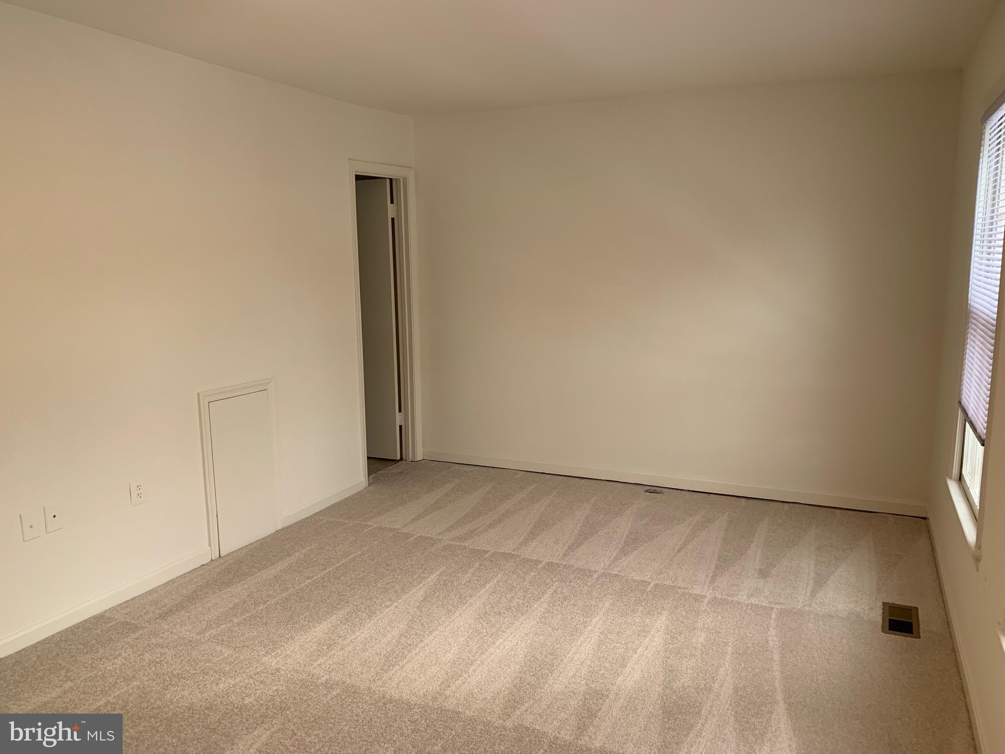 COLONY PARK - Residential Lease