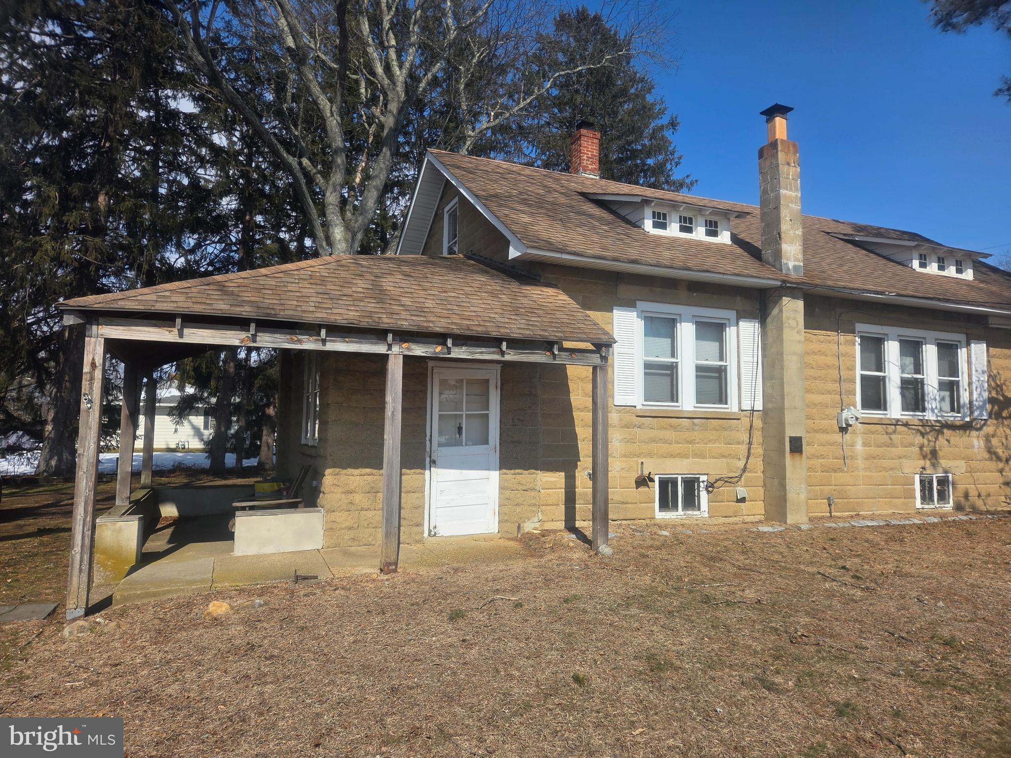 4881 CROSS-HAM SQUARE