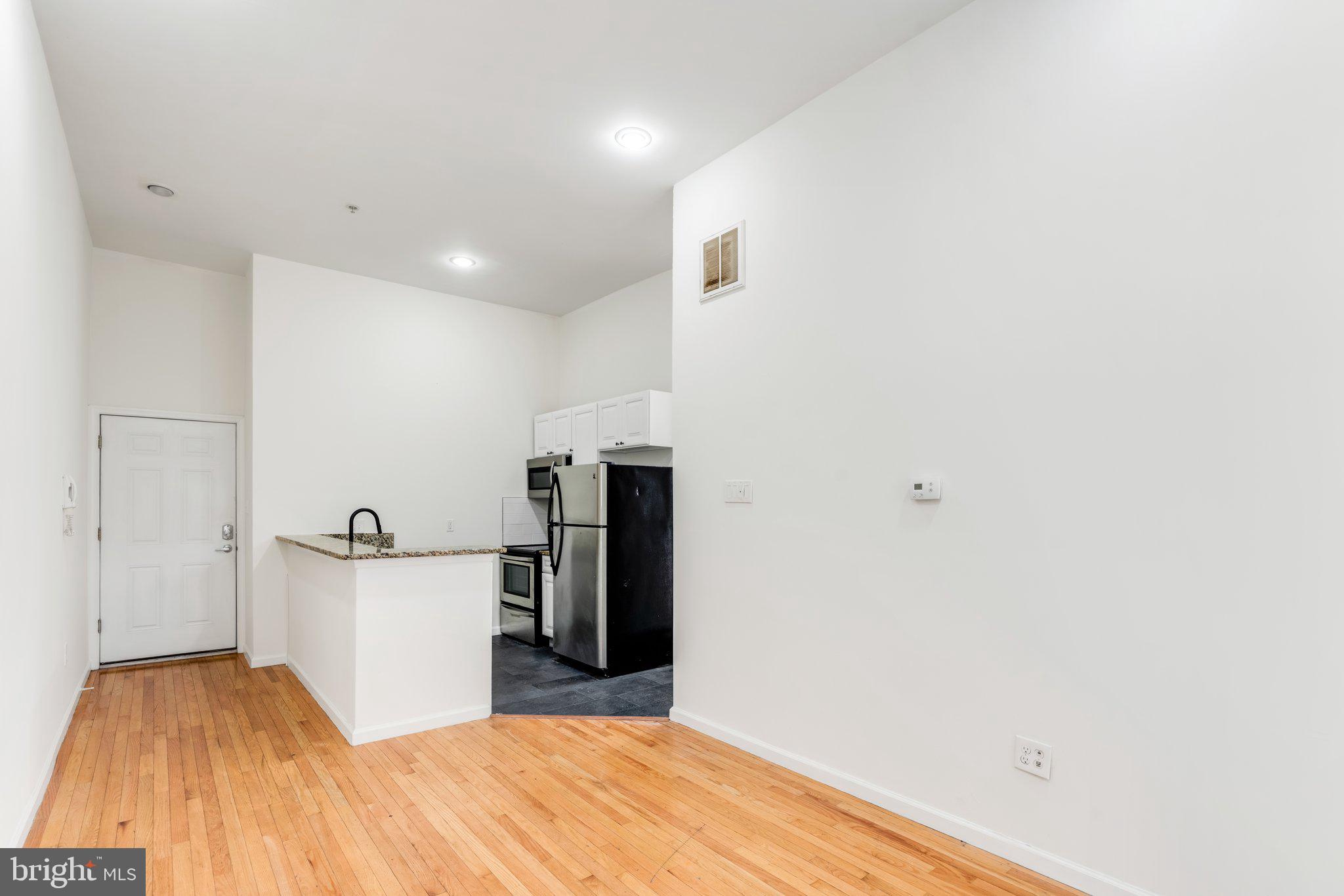 TEMPLE UNIVERSITY - Residential Lease