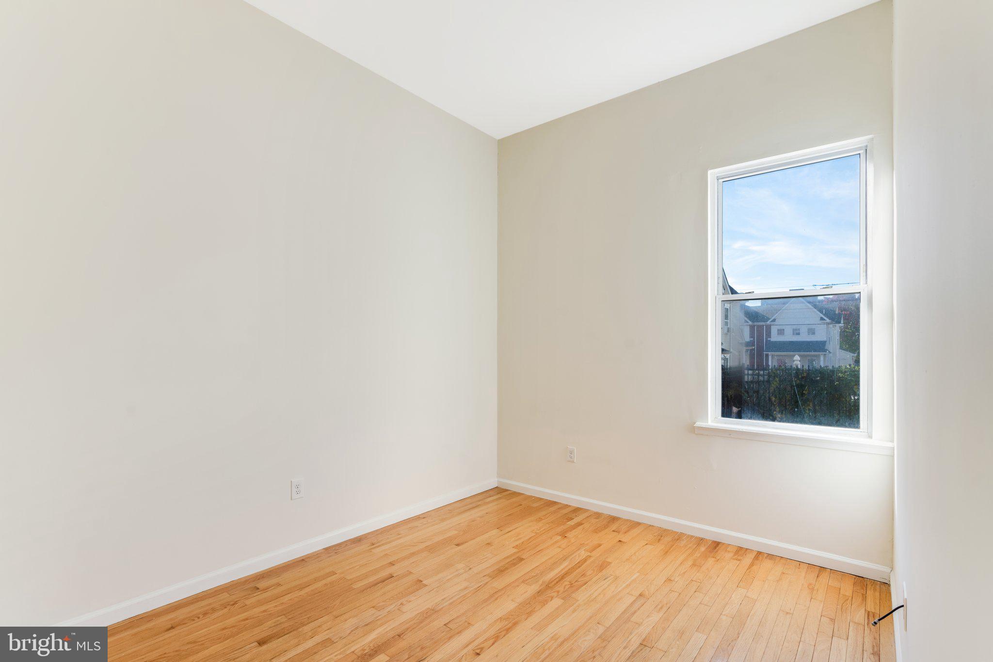 TEMPLE UNIVERSITY - Residential Lease