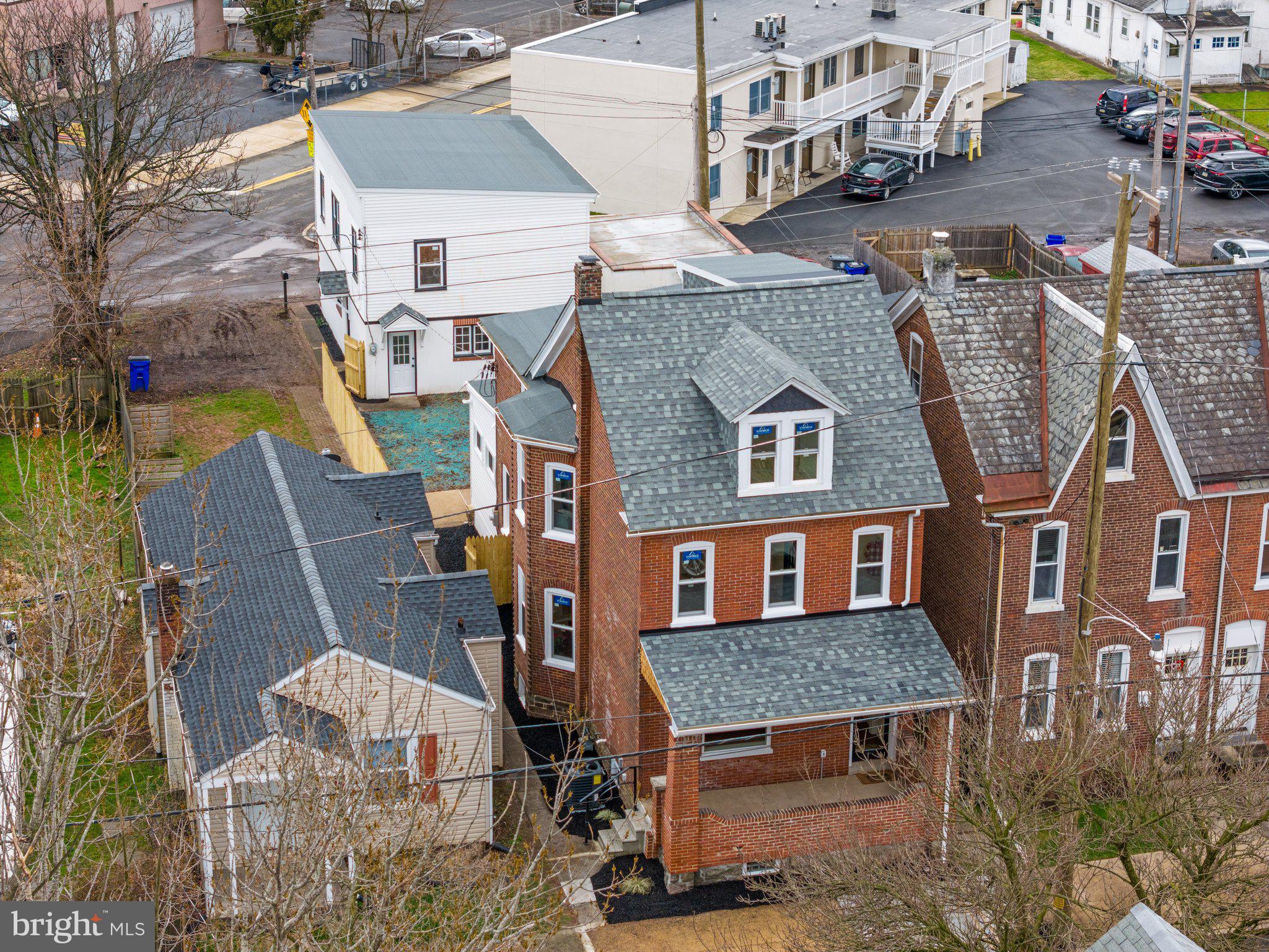 POTTSTOWN - Residential