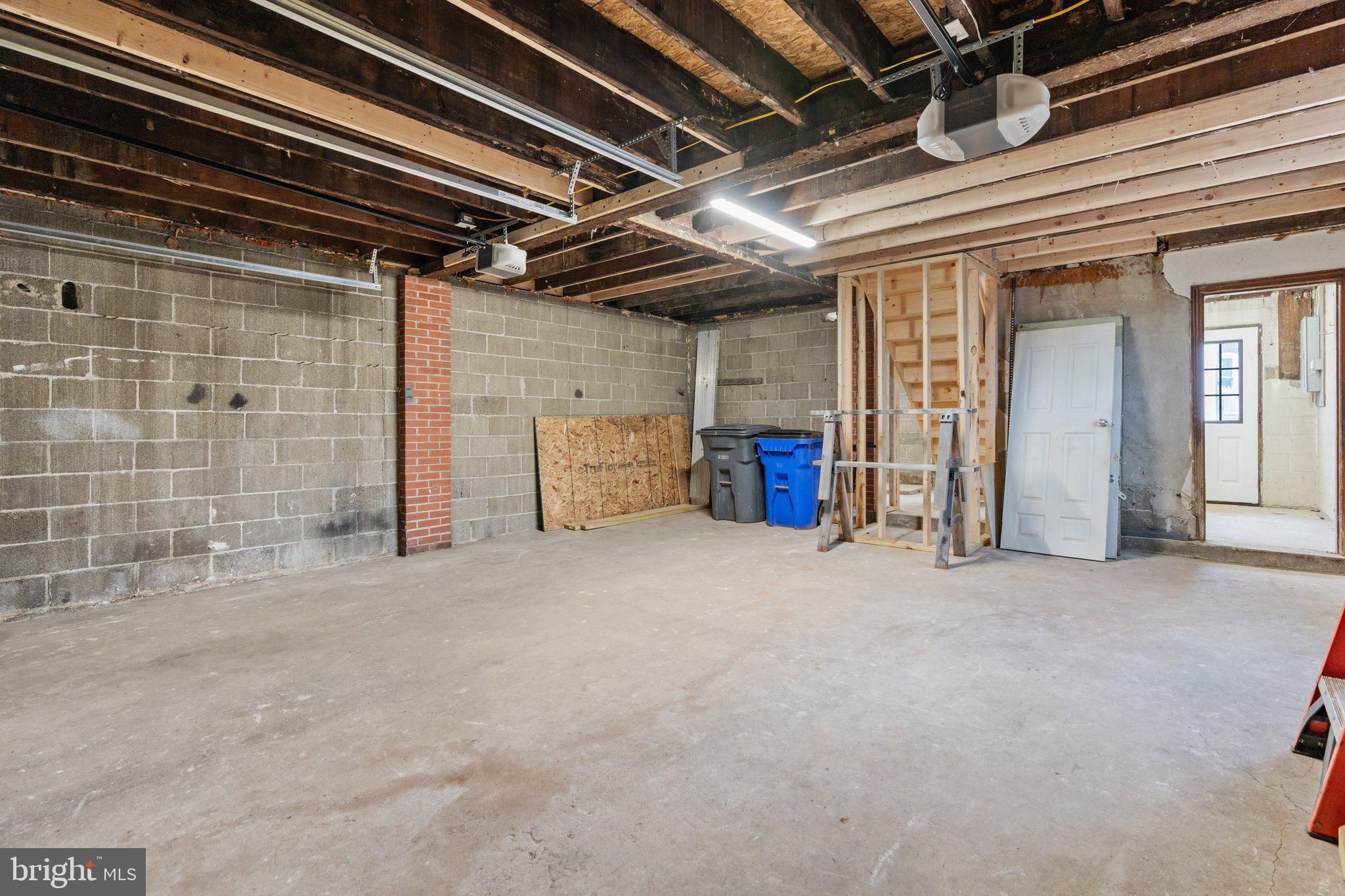 POTTSTOWN - Residential