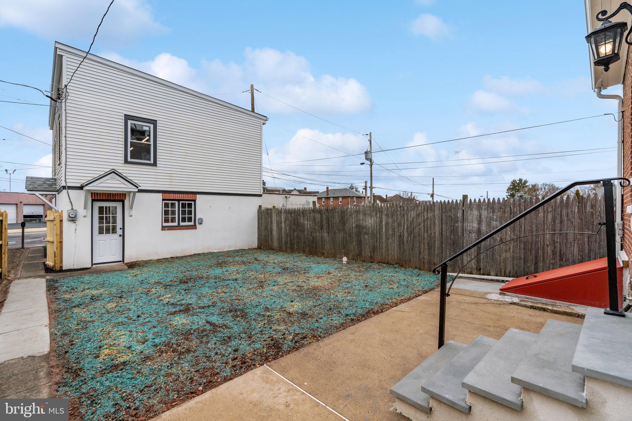 POTTSTOWN - Residential