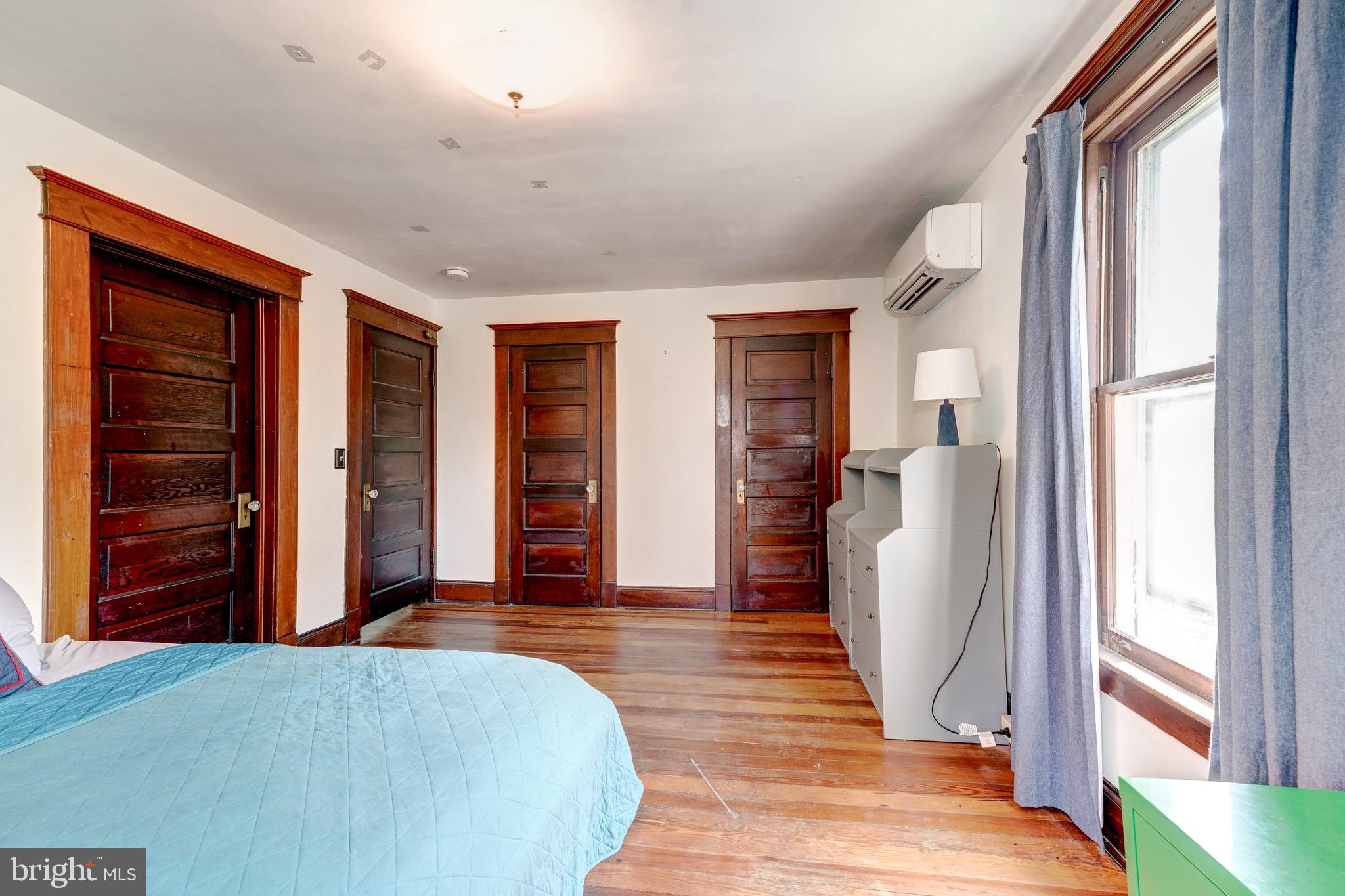 GLEN BURNIE - Residential