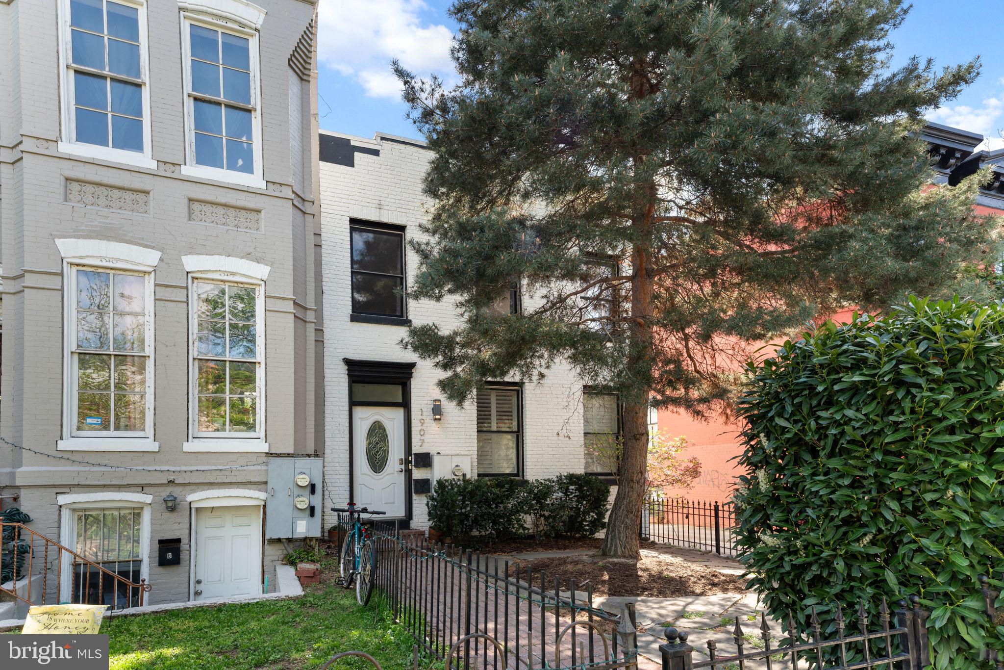 1907 11TH STREET NW 2