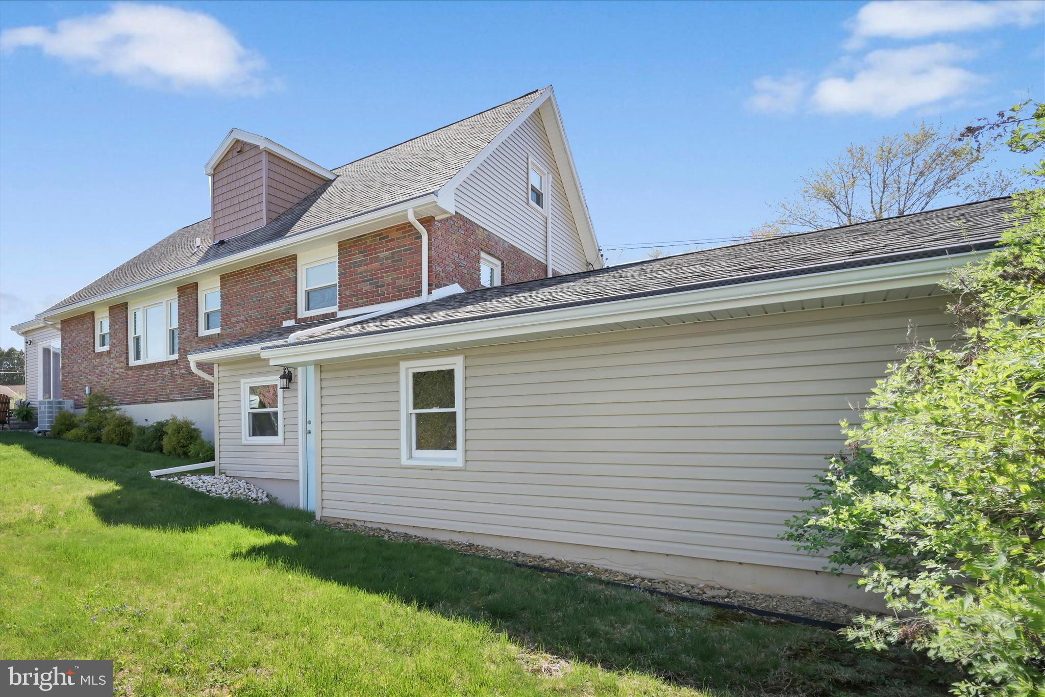 CRESSWELL ACRES - Residential