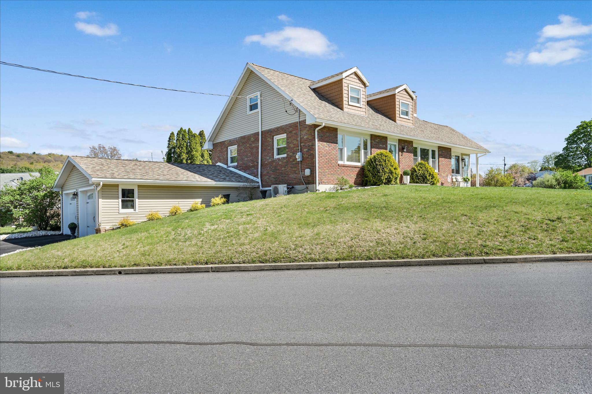 CRESSWELL ACRES - Residential