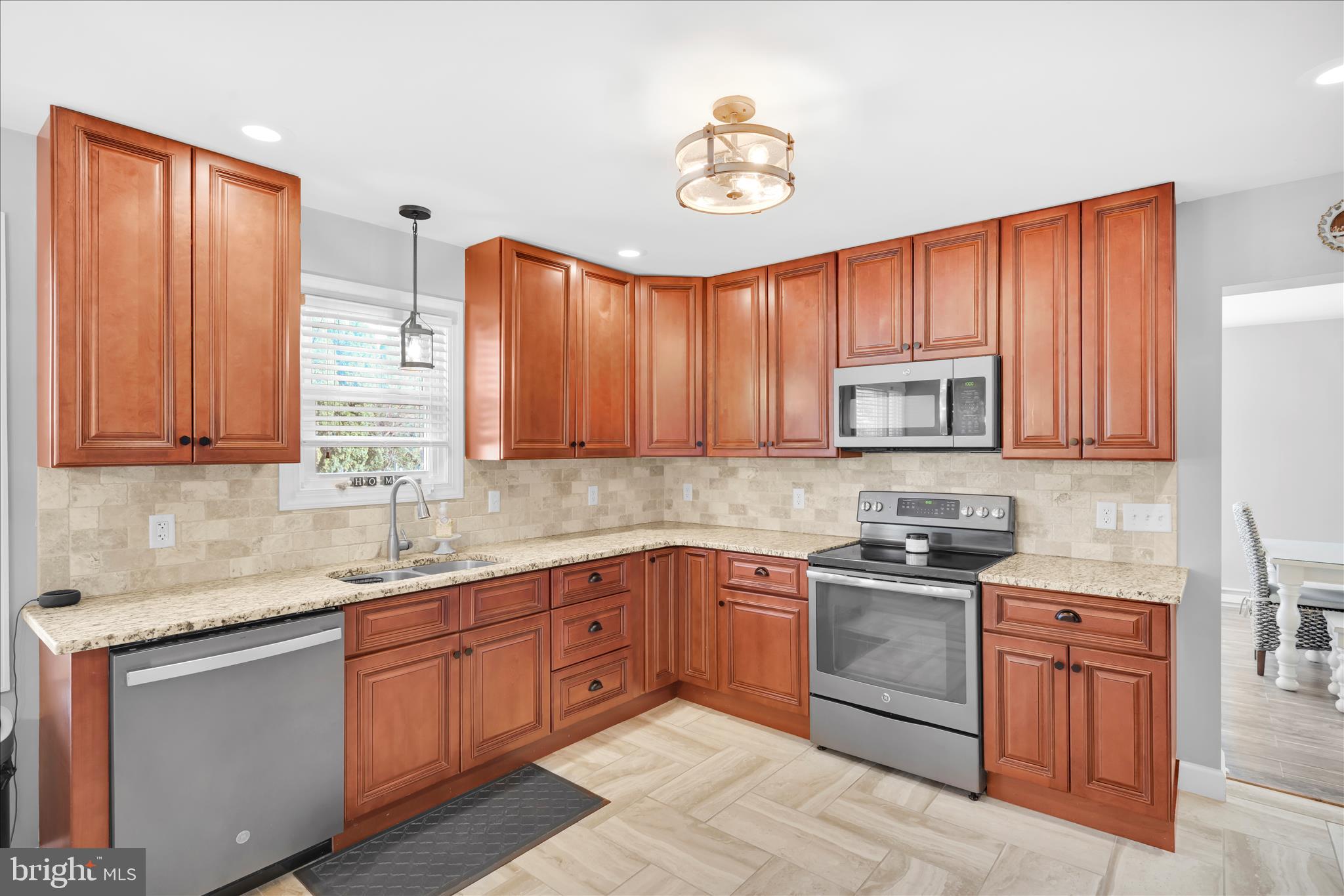 CRESSWELL ACRES - Residential