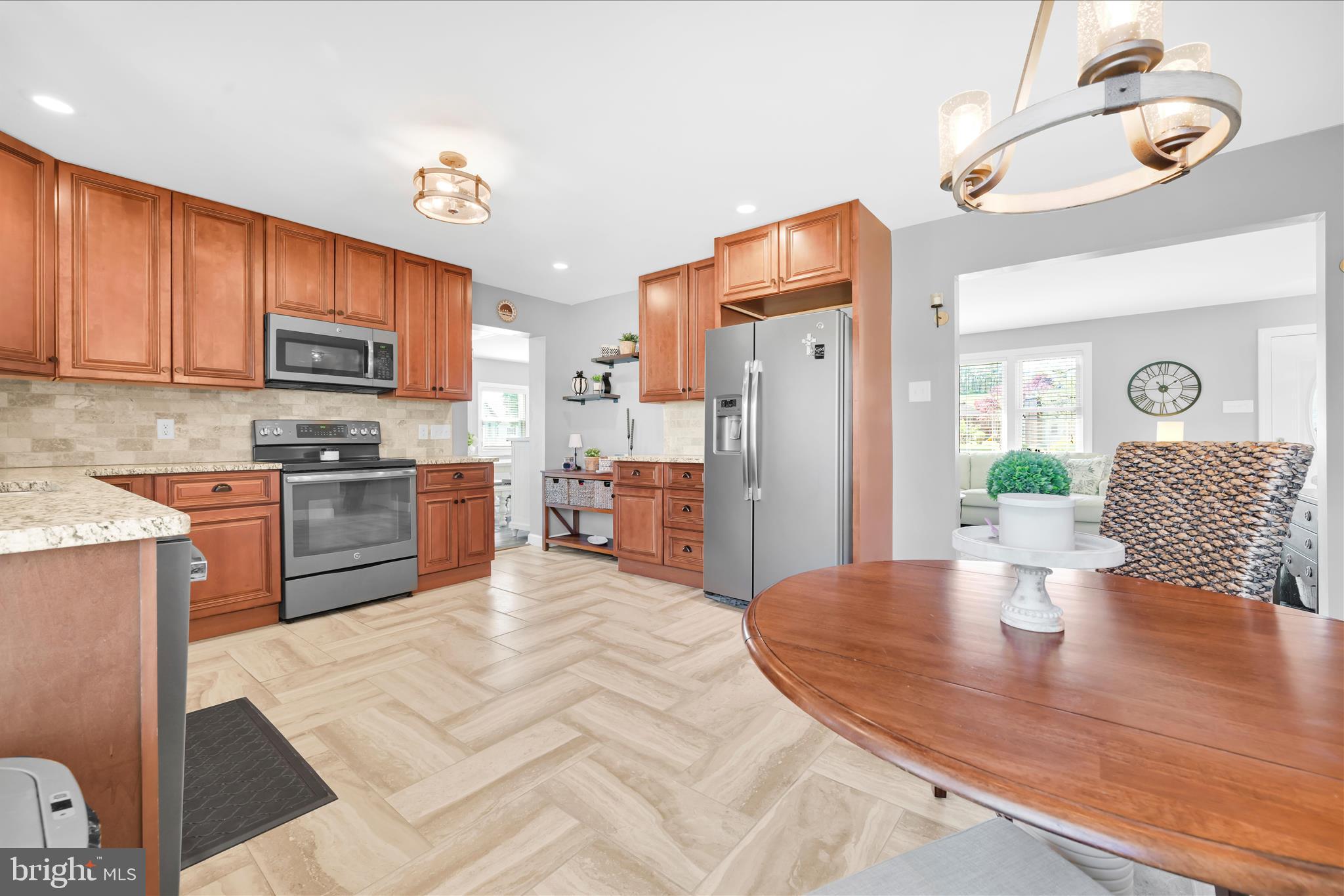 CRESSWELL ACRES - Residential