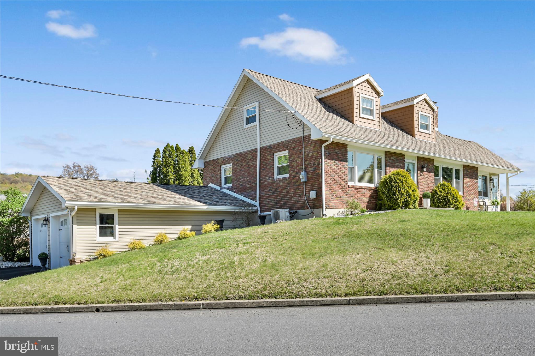 CRESSWELL ACRES - Residential