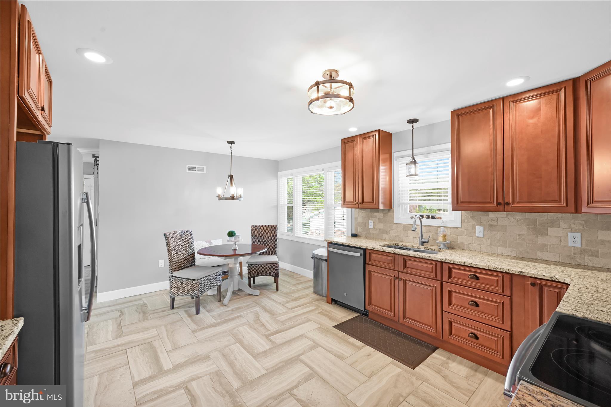 CRESSWELL ACRES - Residential