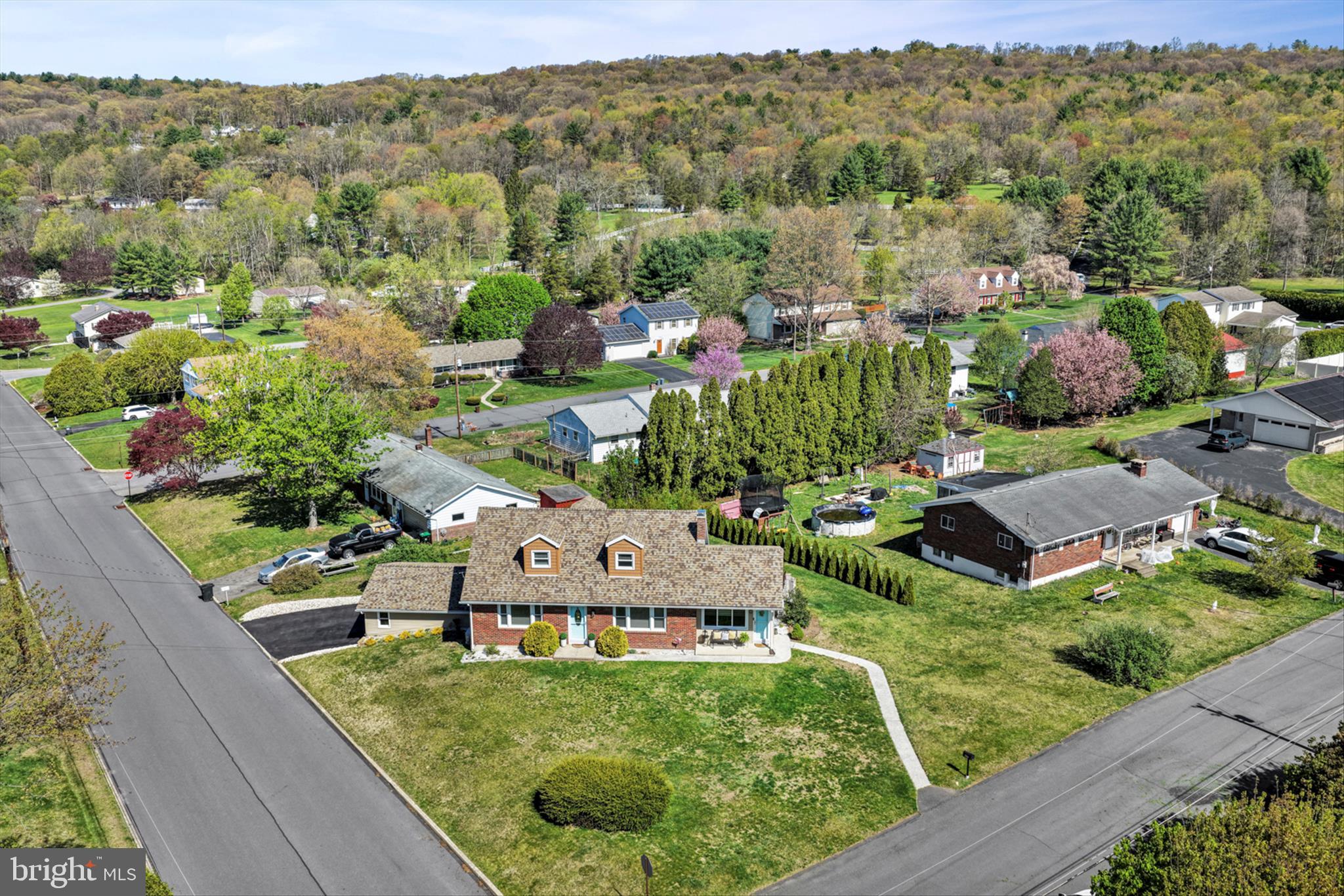 CRESSWELL ACRES - Residential