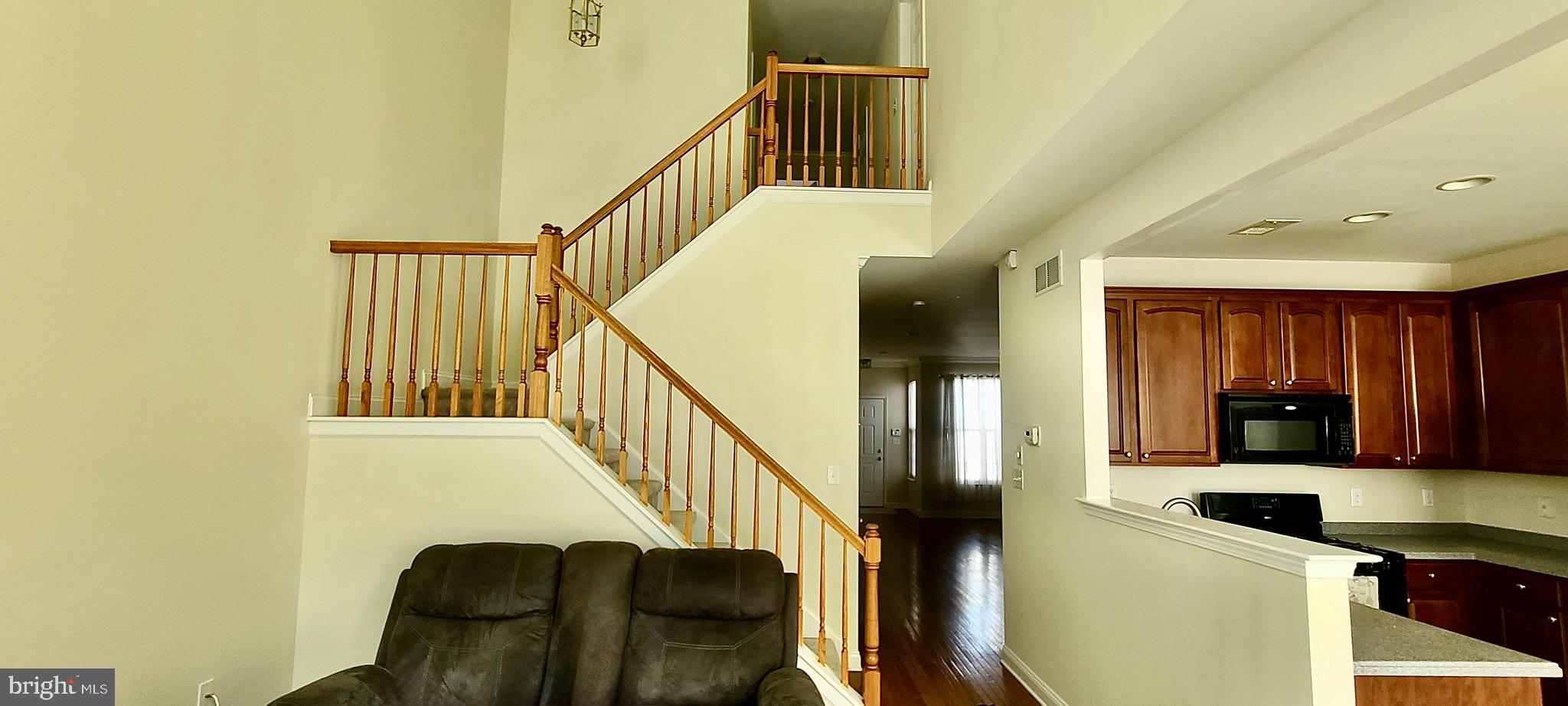 196 CHANCELLOR DRIVE