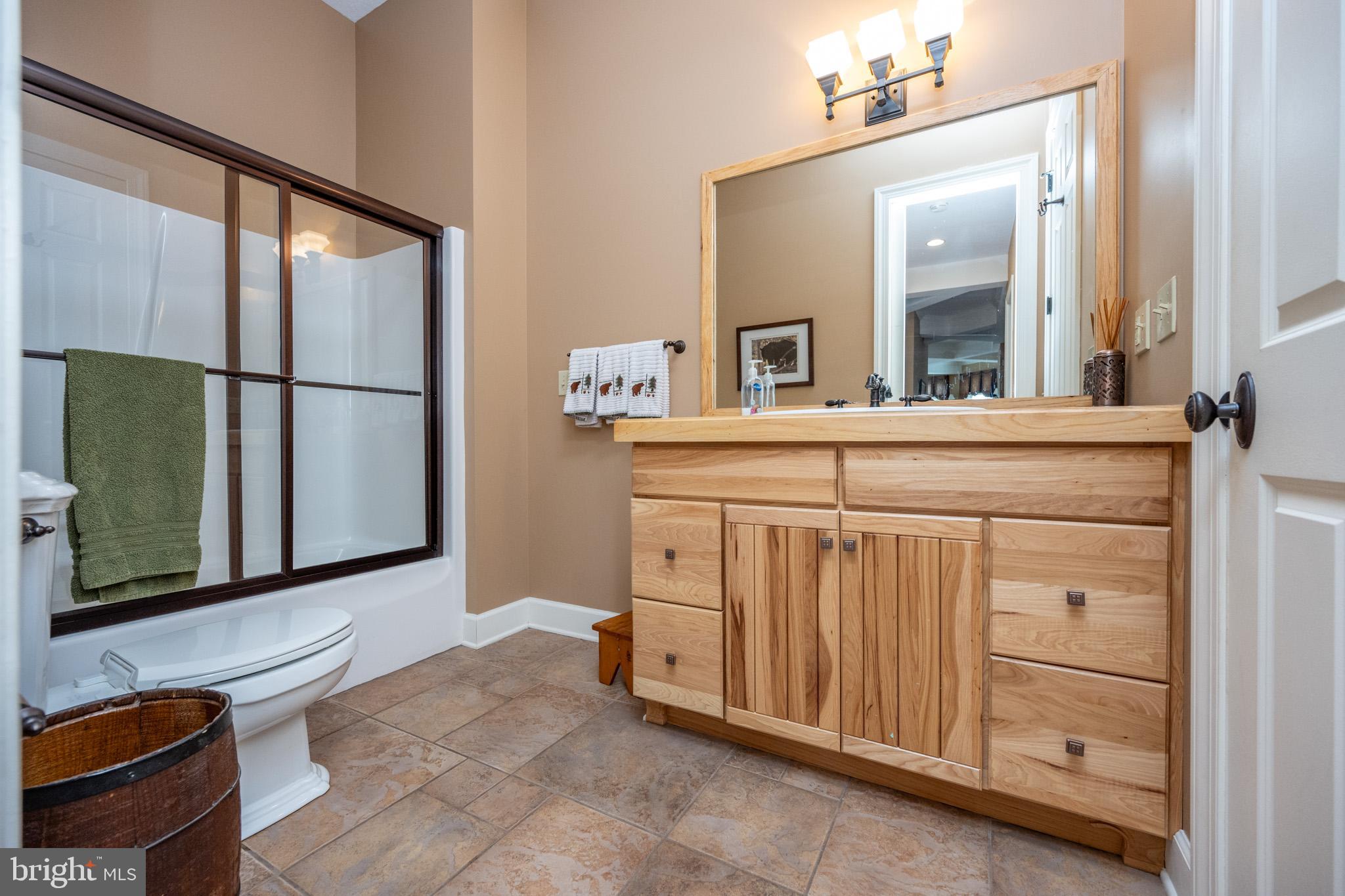 SANDY BEACH - Residential